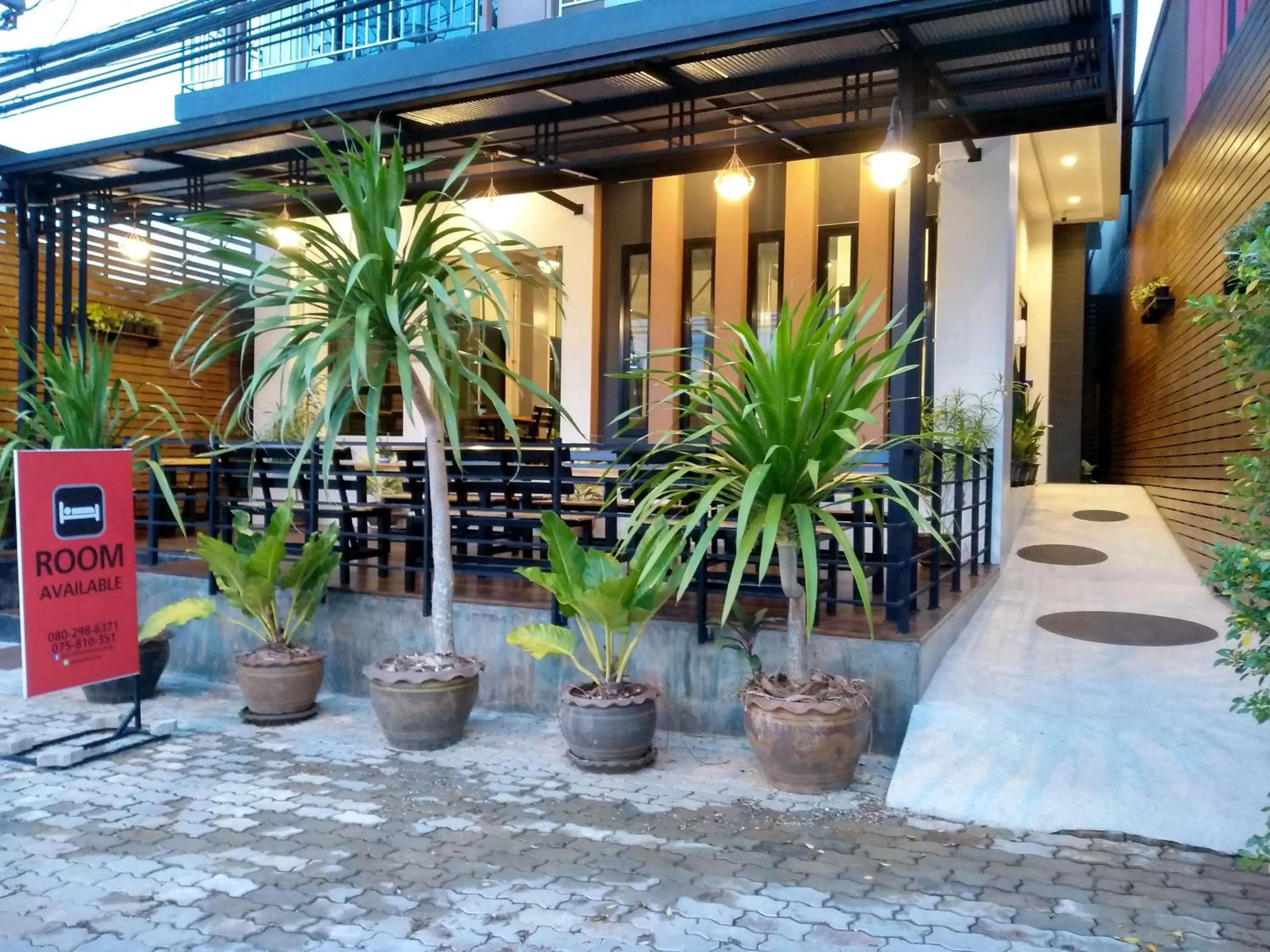 Patio in De Loft Hotel