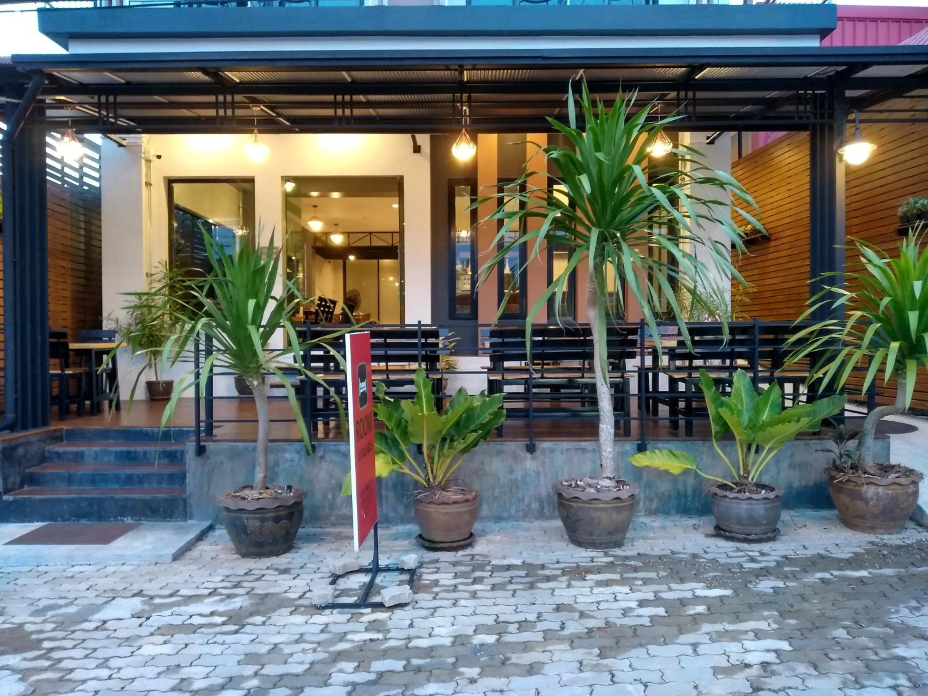 Patio in De Loft Hotel