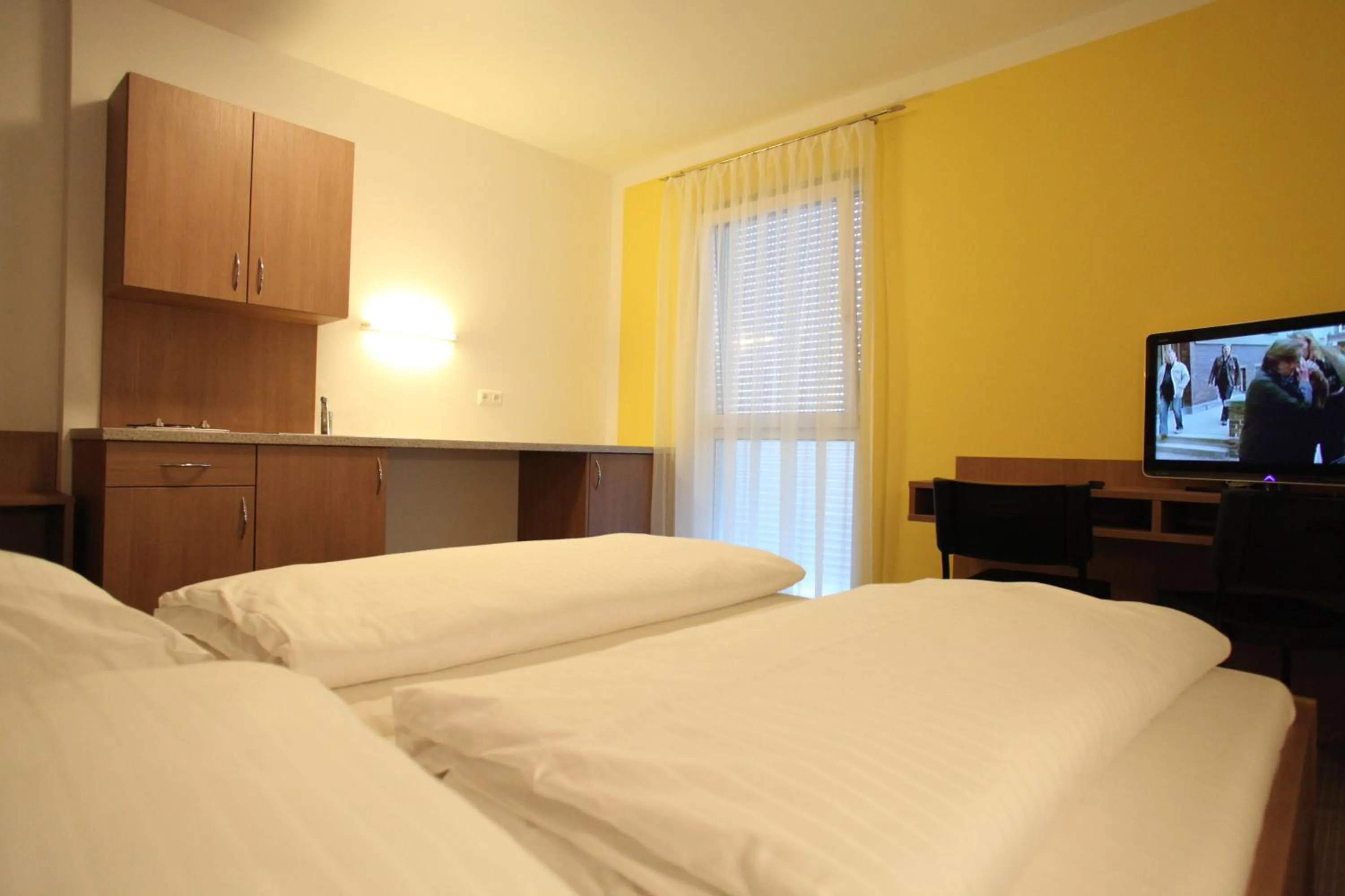 Photo of the whole room, Bed in Fair-Price-Hotel