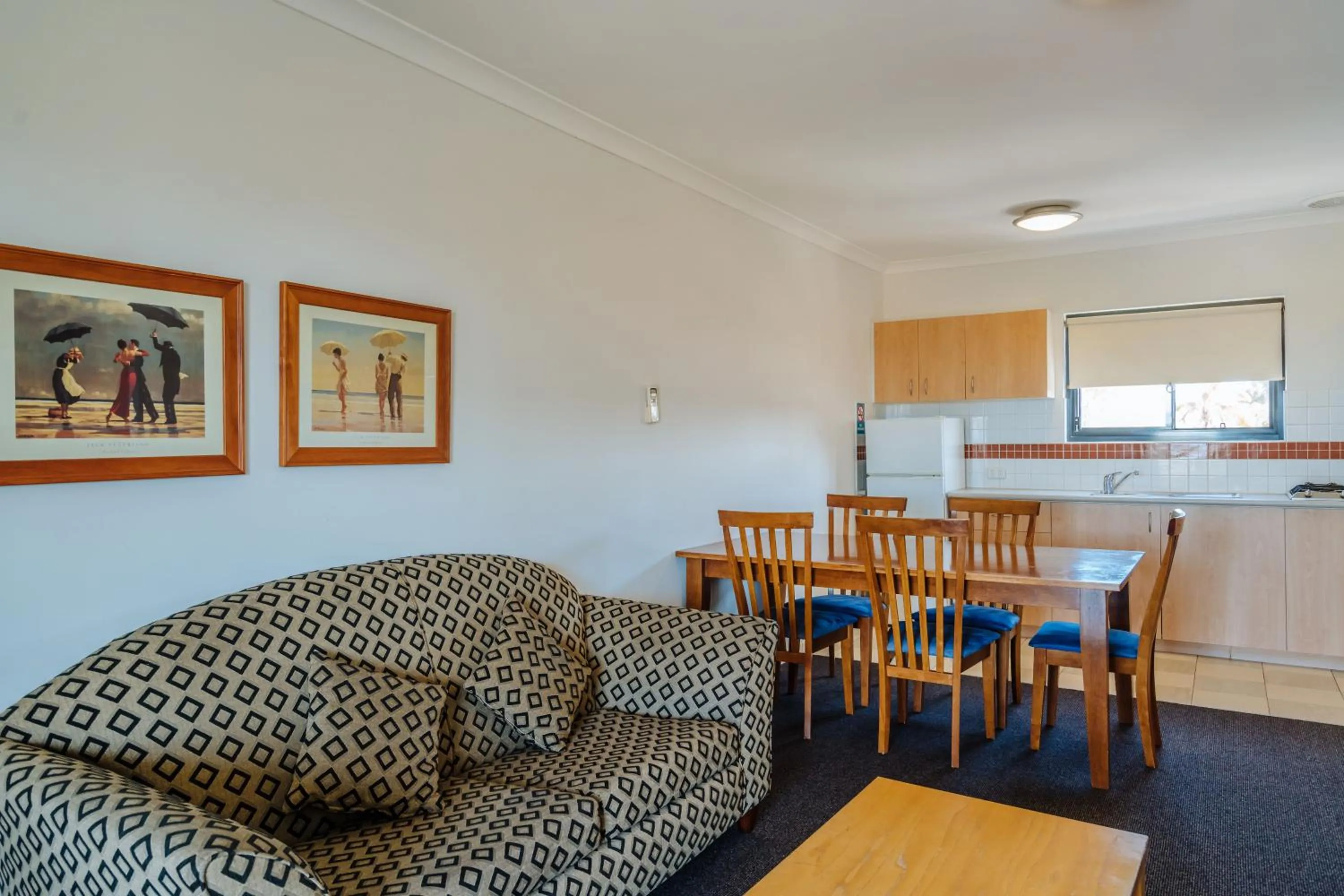 Living room in Canning Bridge Auto Lodge