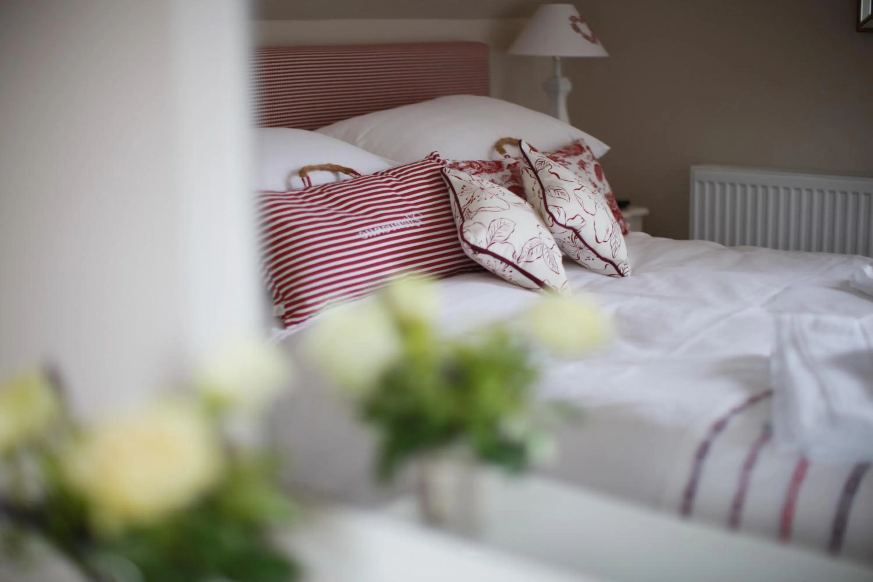 Bedroom, Bed in Brindleys