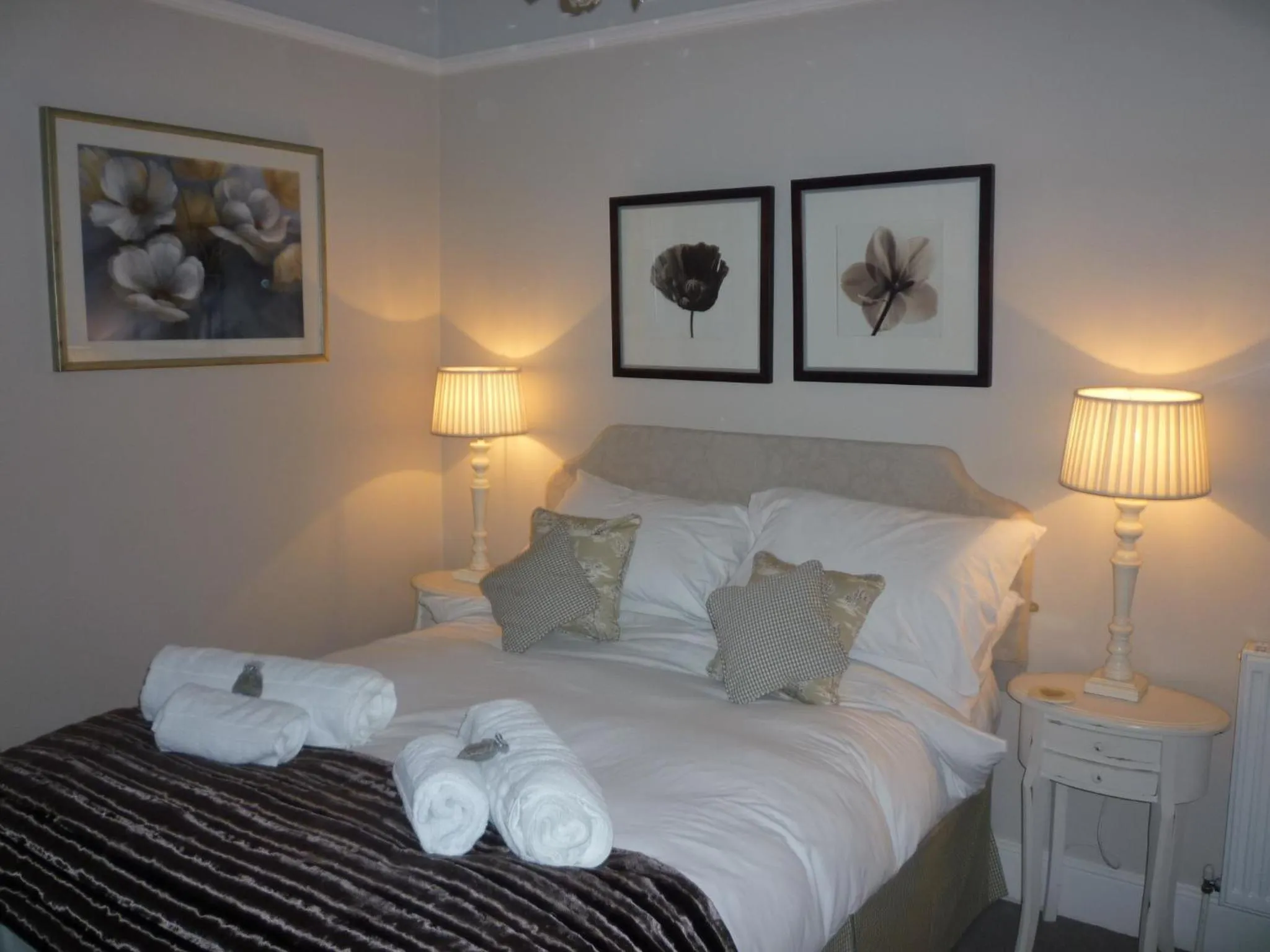 Decorative detail, Bed in Brindleys