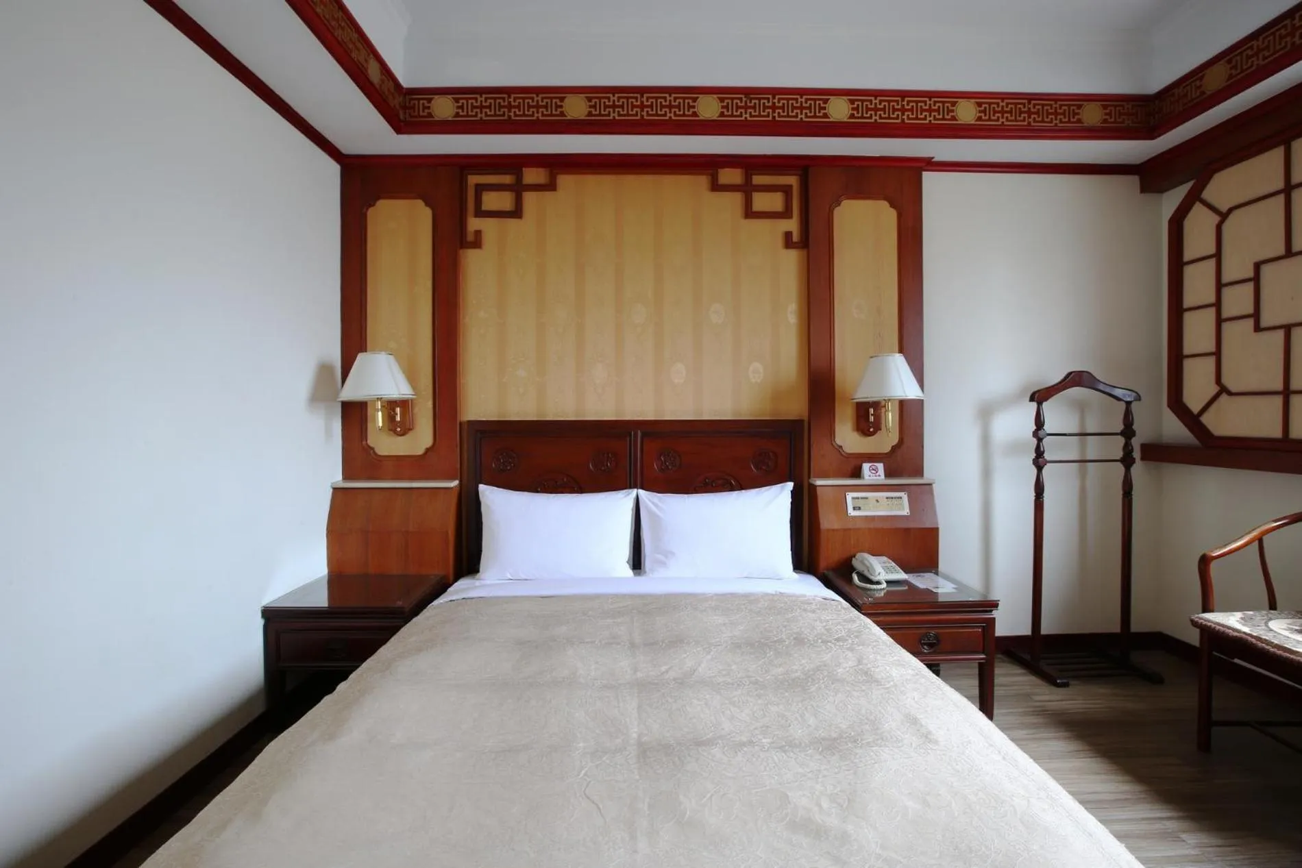 Bed in Hua Du Hotel