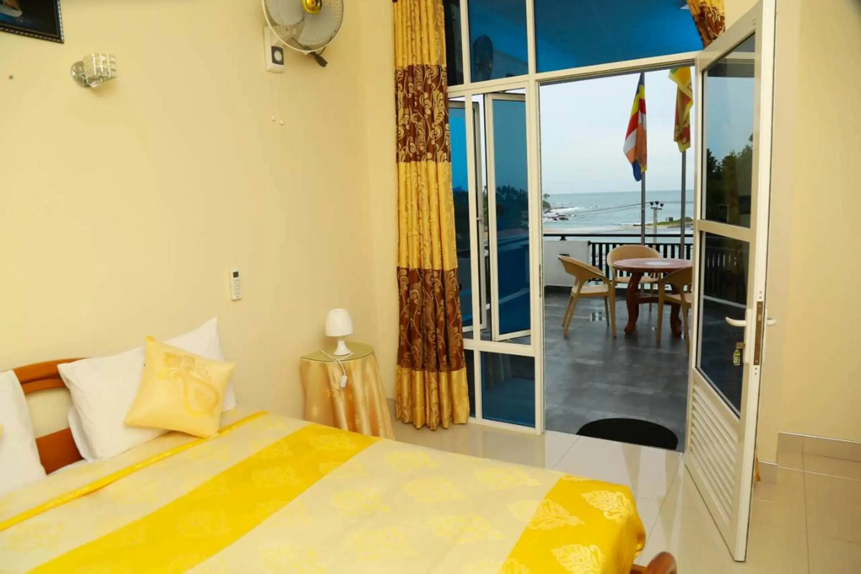 Deluxe Double Room with Balcony and Sea View - single occupancy in Queens Beach Hotel Deluxe Double Room with Balcony and Sea View - single occupancy in Queens Beach Hotel