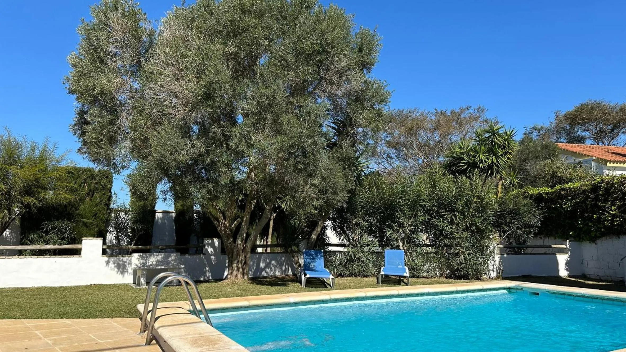 Swimming pool in Vivienda Rural Atlántico Sur & Familias