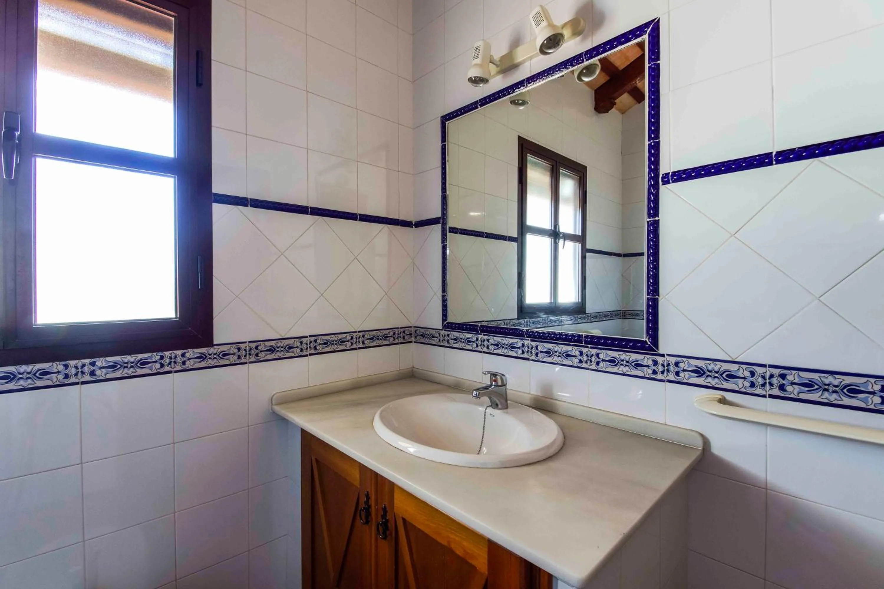 Bathroom in Vivienda Rural Atlántico Sur & Familias