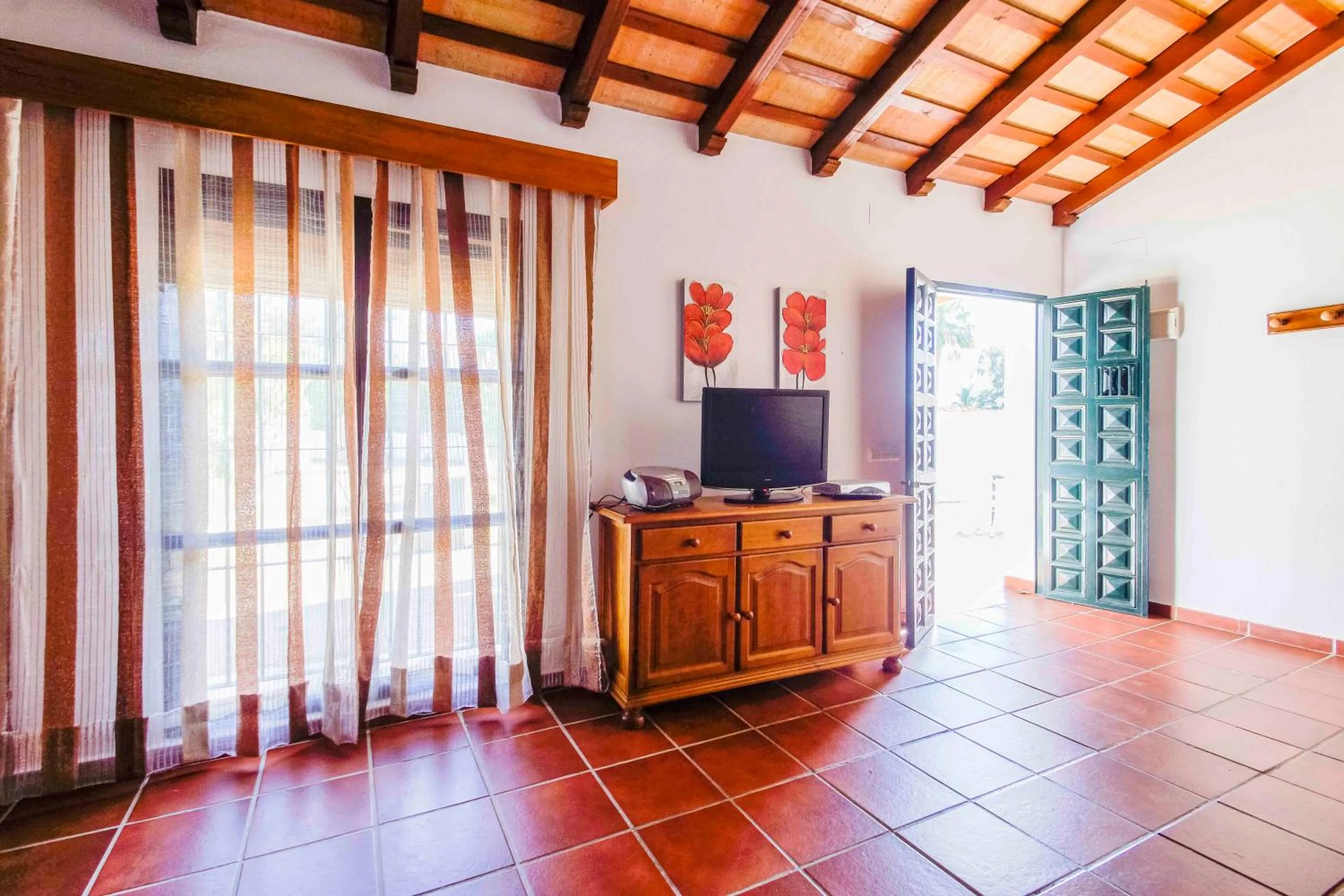 Dining area in Vivienda Rural Atlántico Sur & Familias