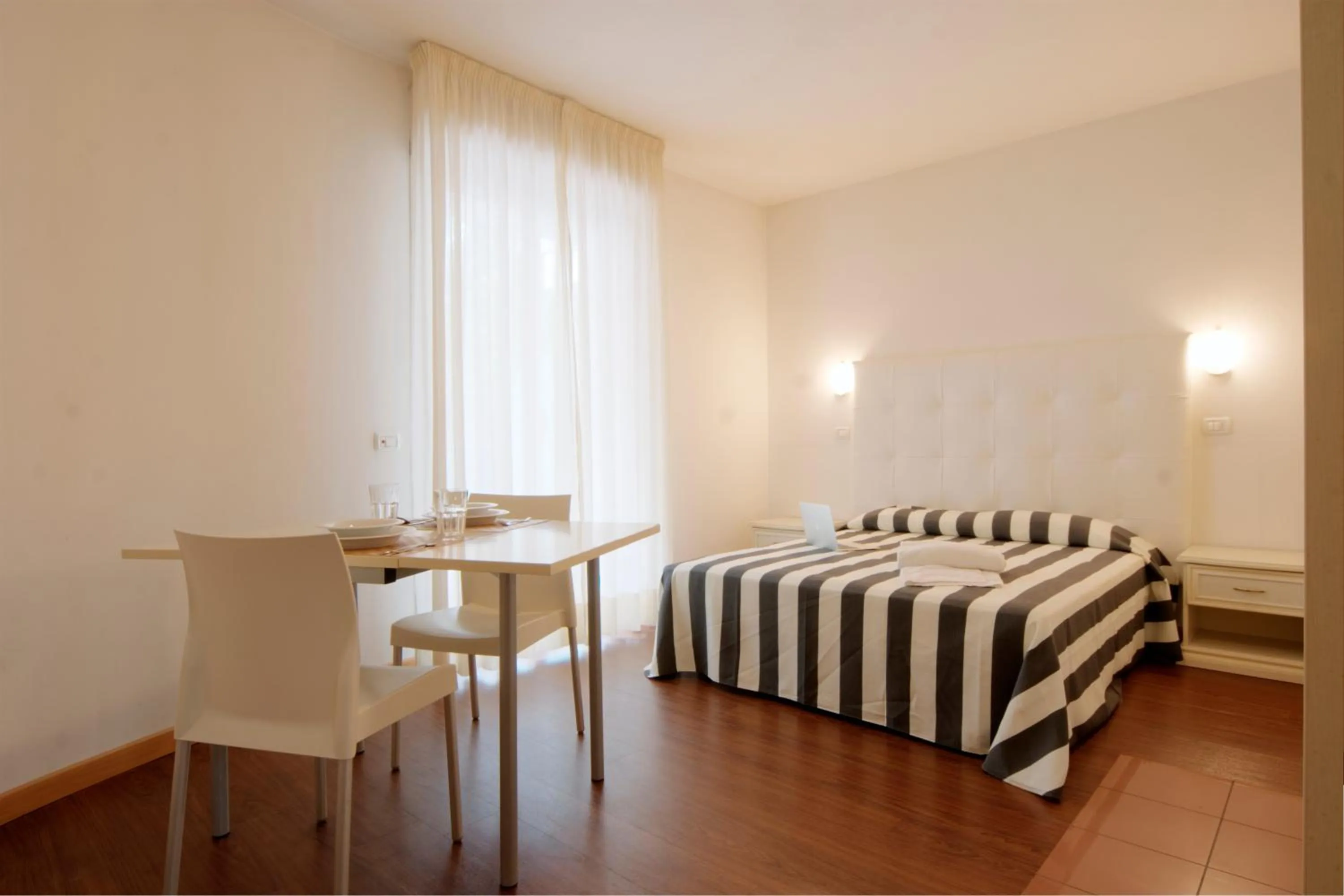 Bed in Residence Marconi Mare