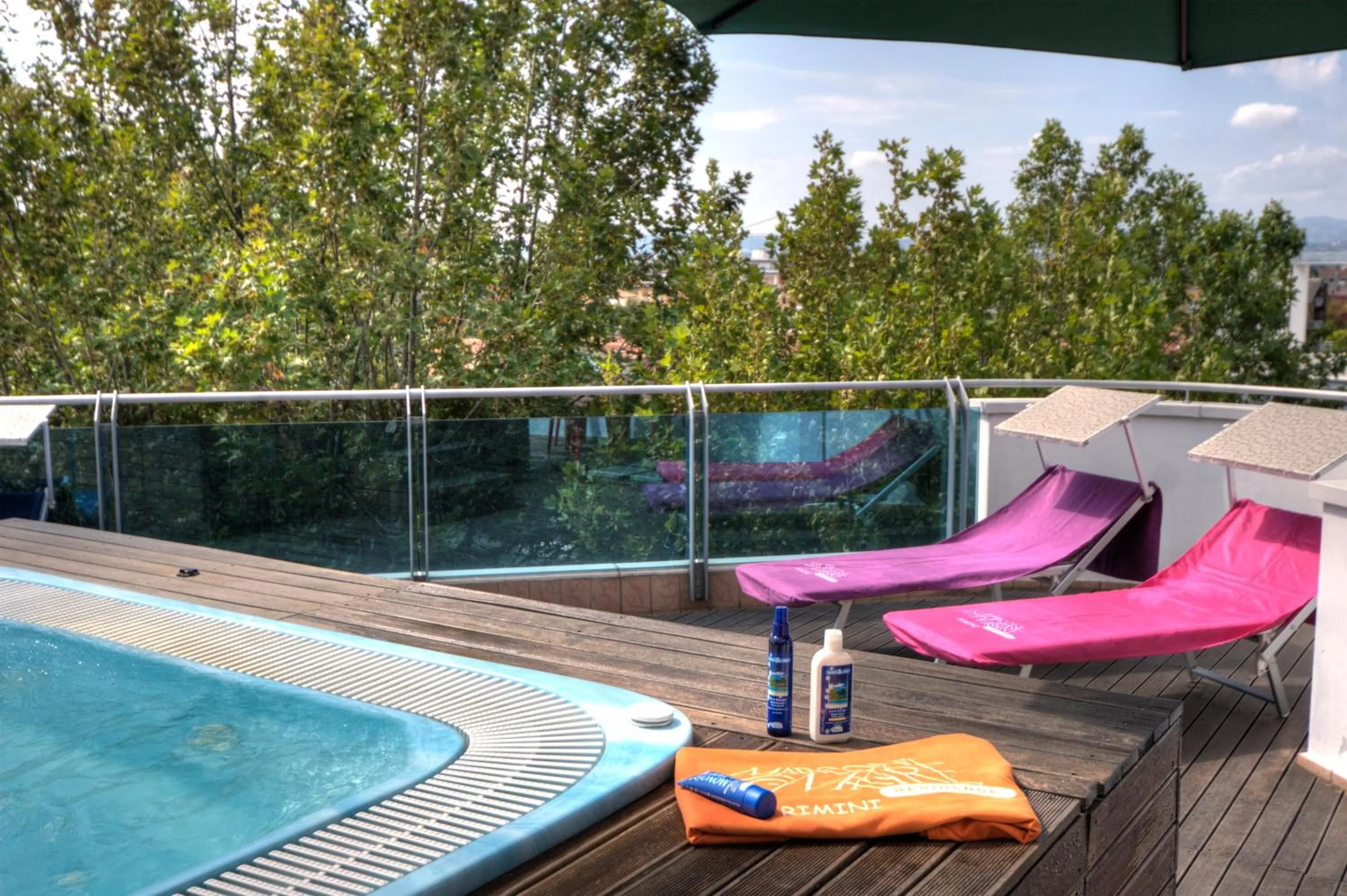 Hot Tub in Residence Marconi Mare