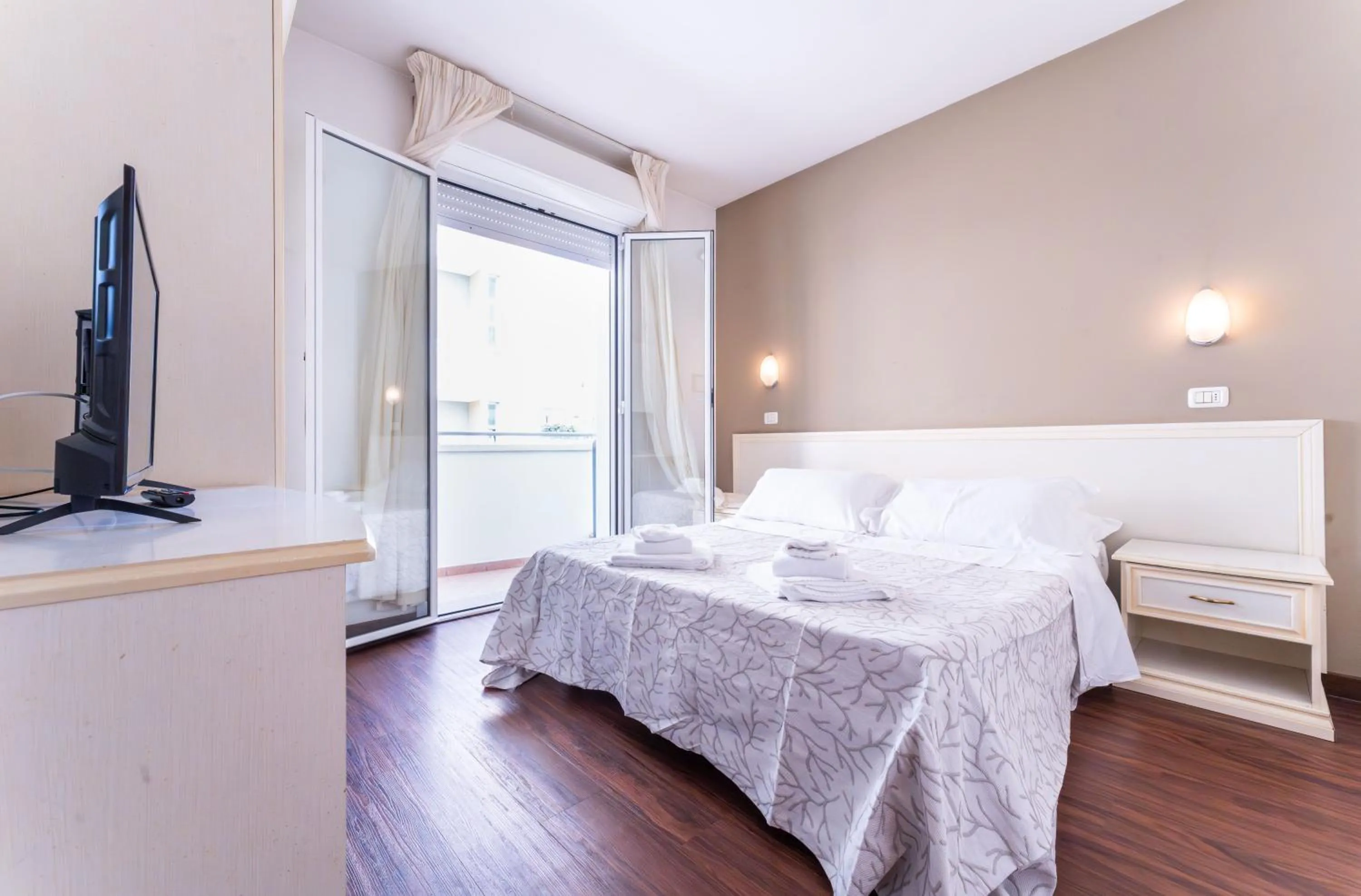 TV and multimedia, Bed in Residence Marconi Mare