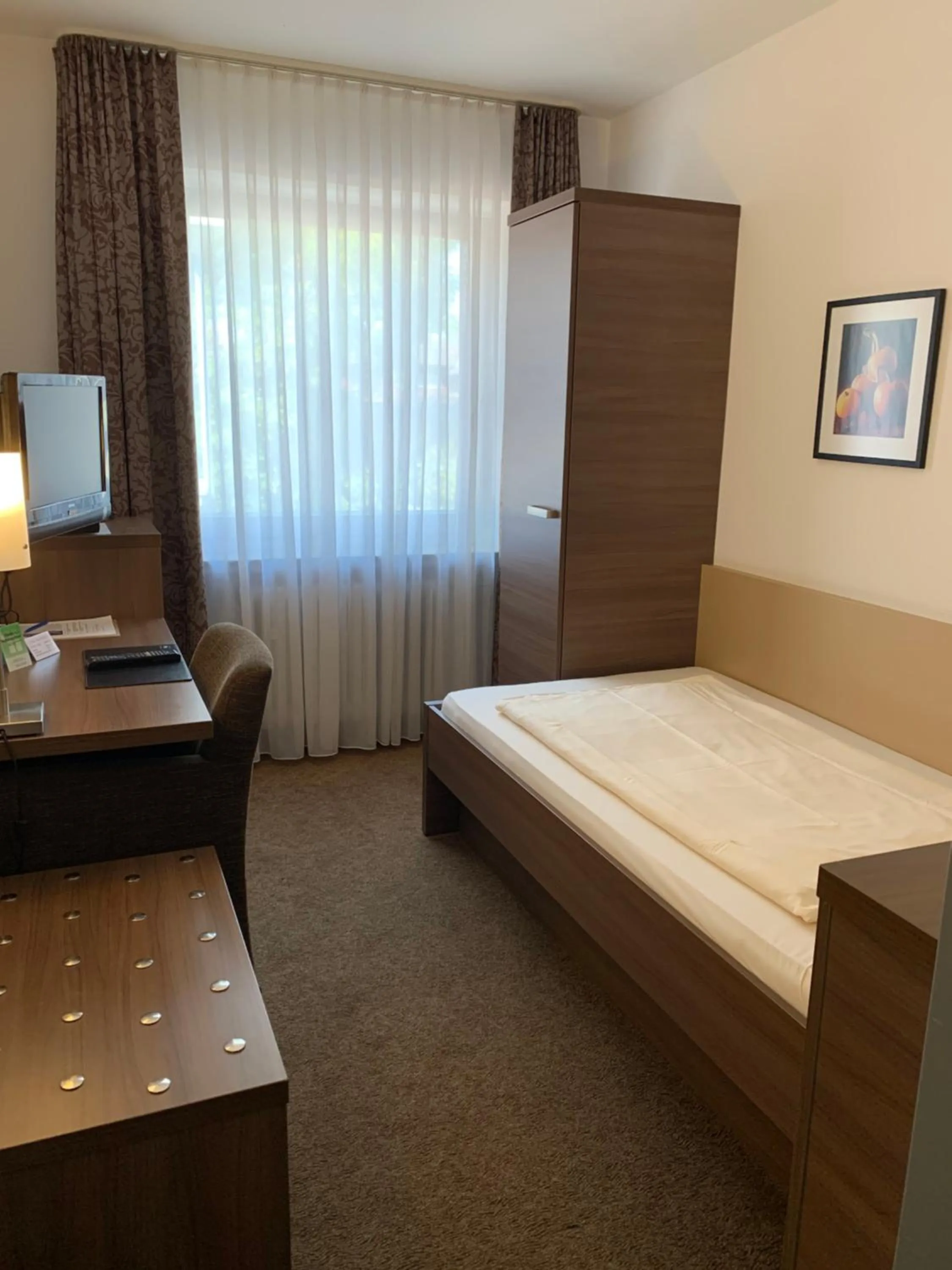 Photo of the whole room, Bed in Hotel Buntrock