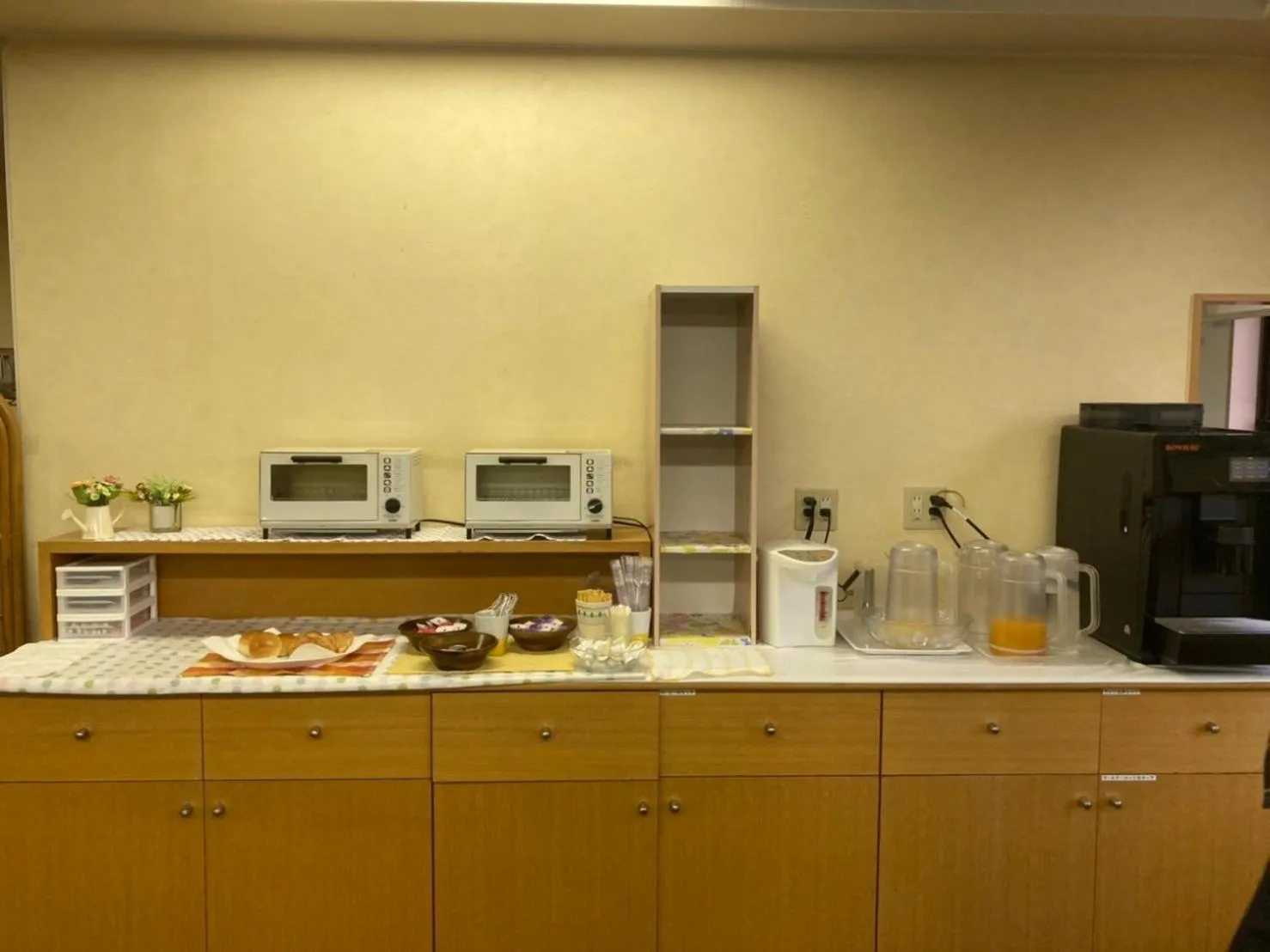 Restaurant/places to eat in Smile Hotel Otsu Seta