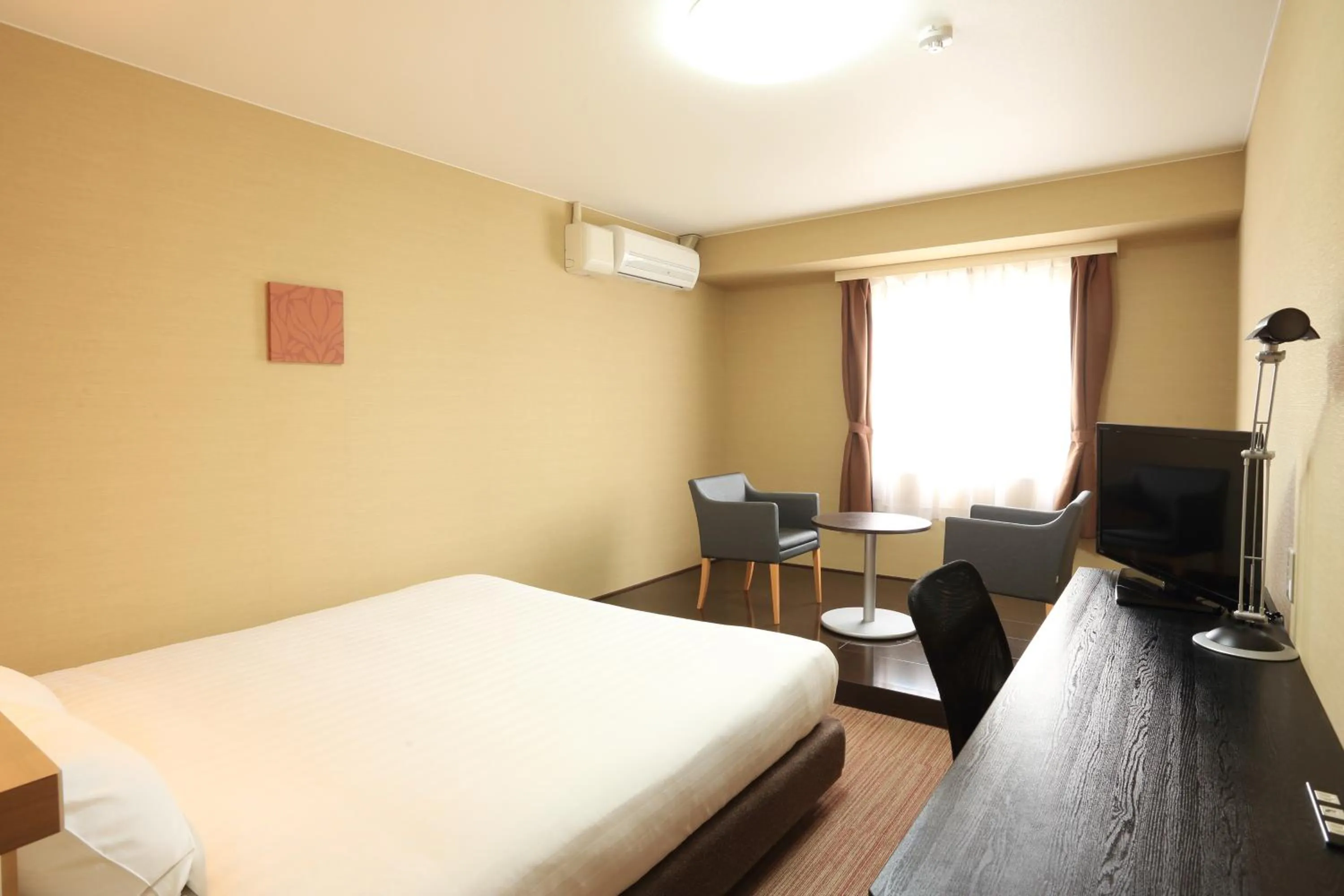 Bed in Smile Hotel Otsu Seta