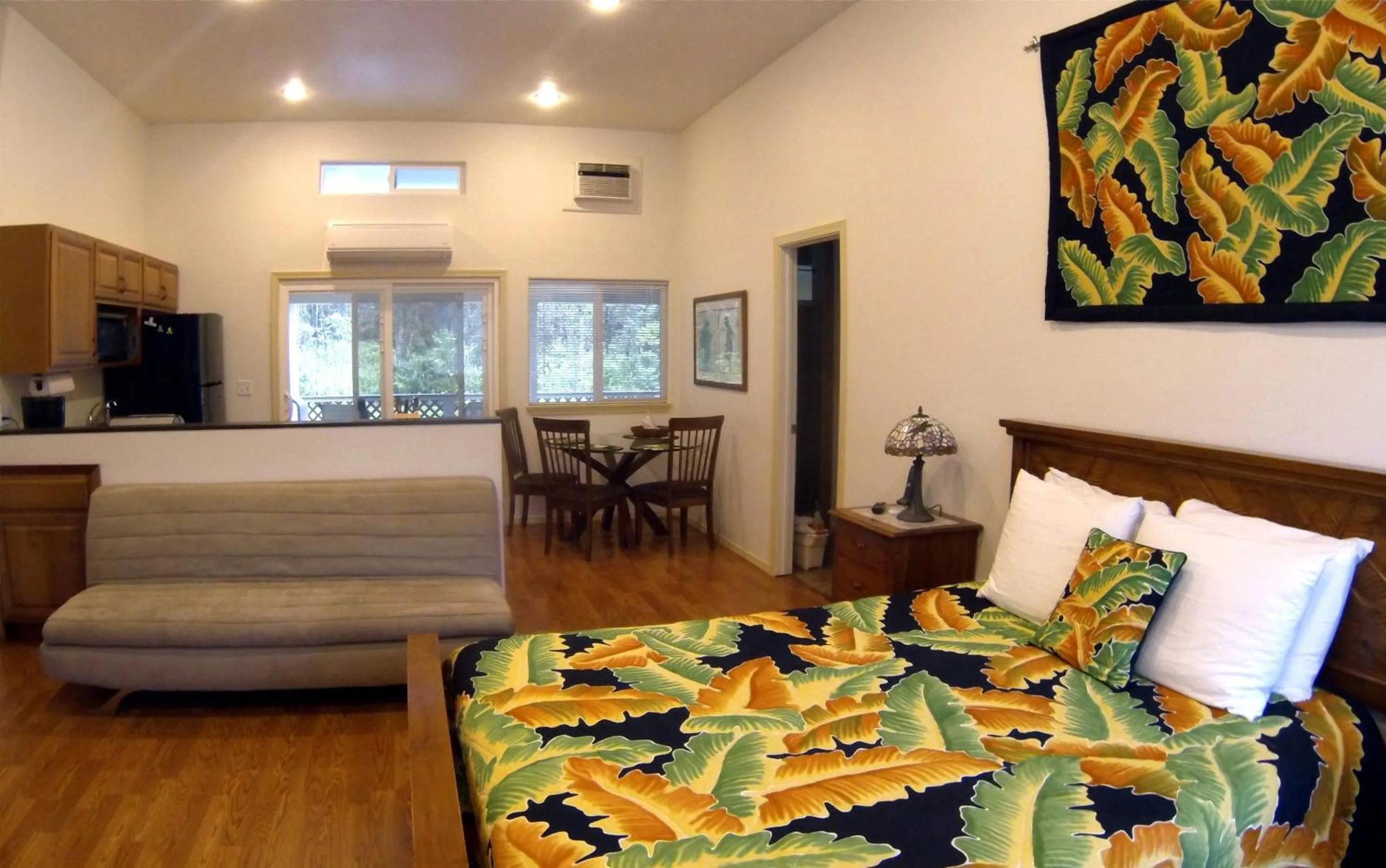 Photo of the whole room, Bed in Keaau Place