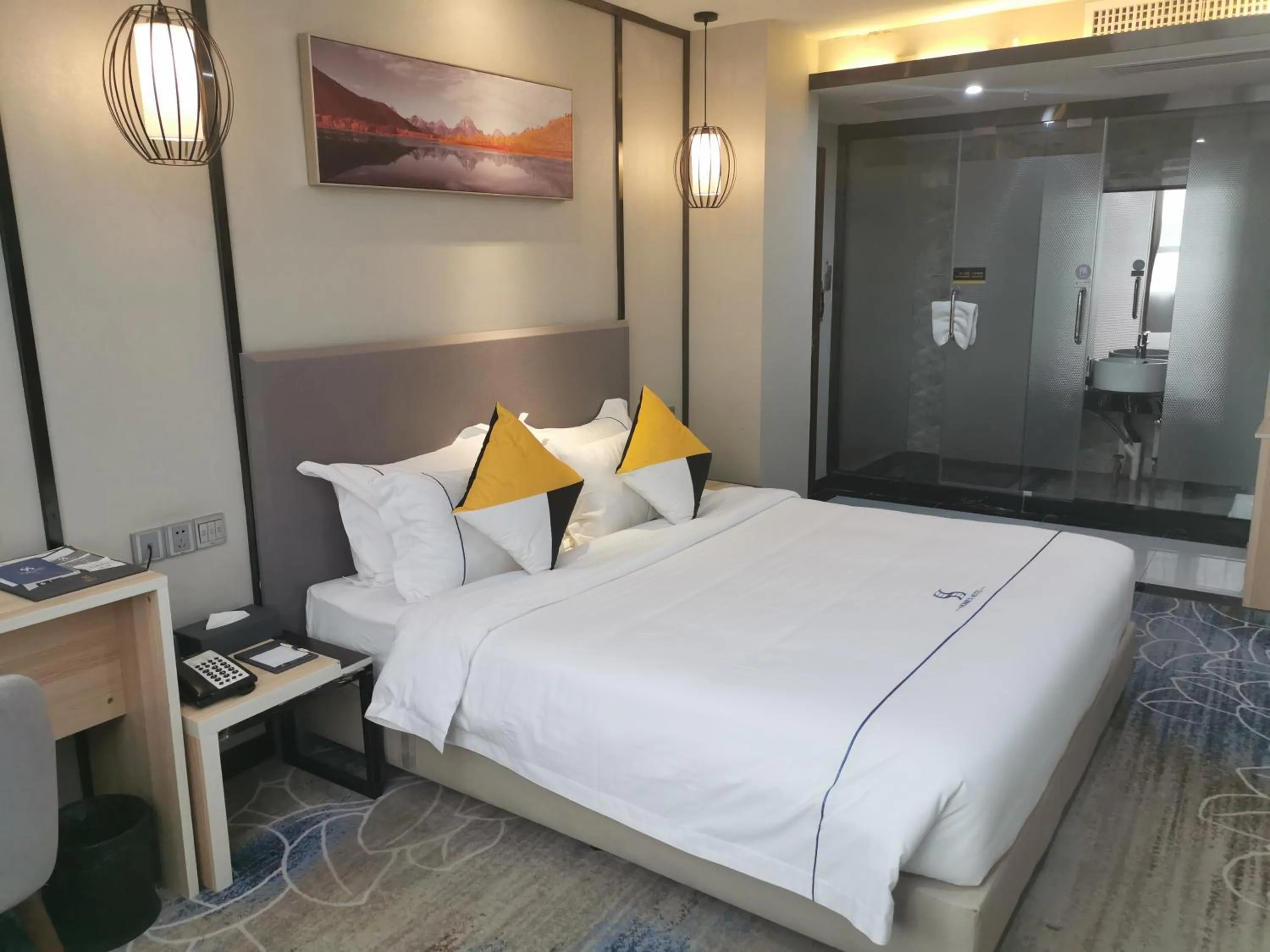 Bed in Guangzhou Homies Hotel