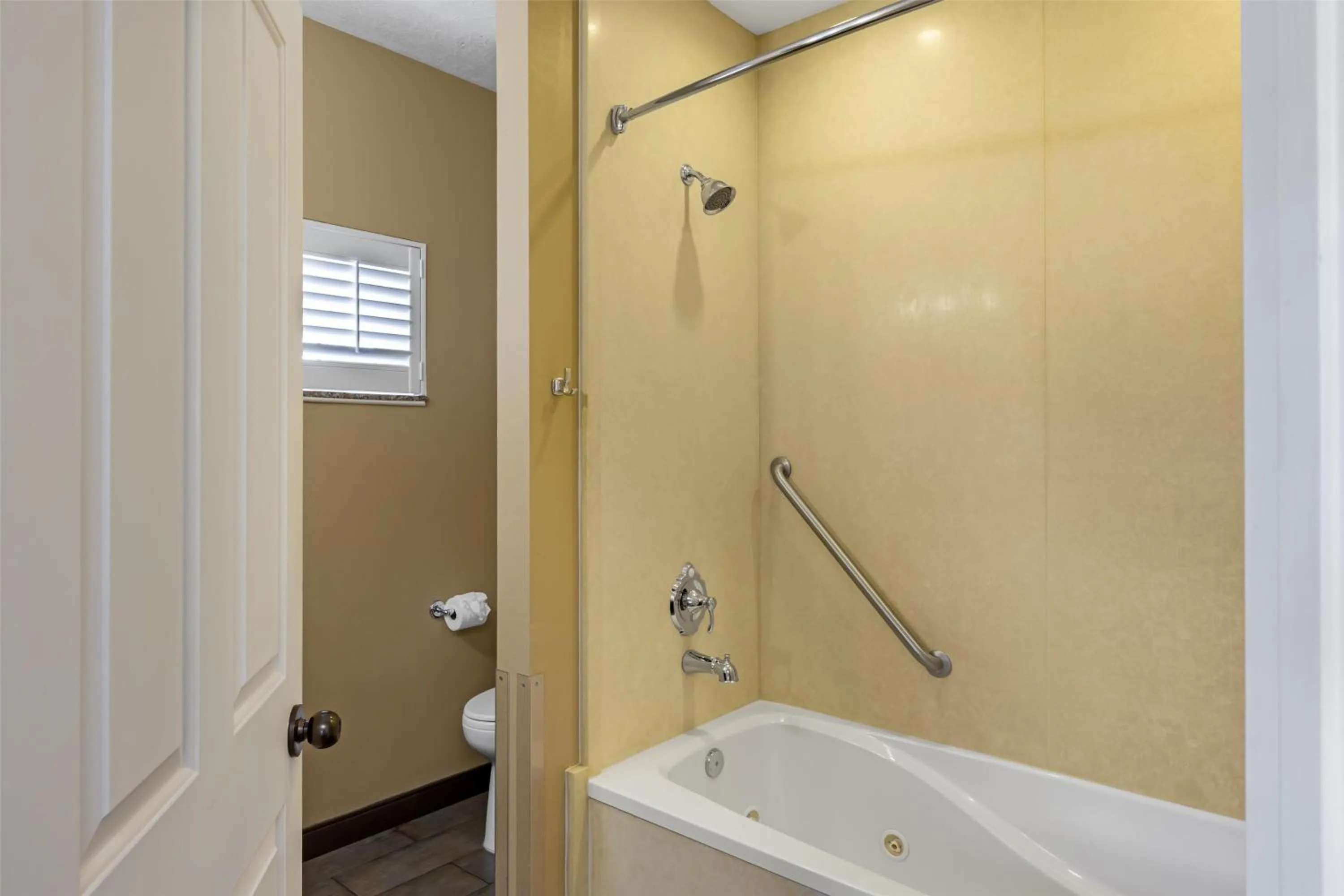 Bathroom in Best Western Plus Canyonlands Inn