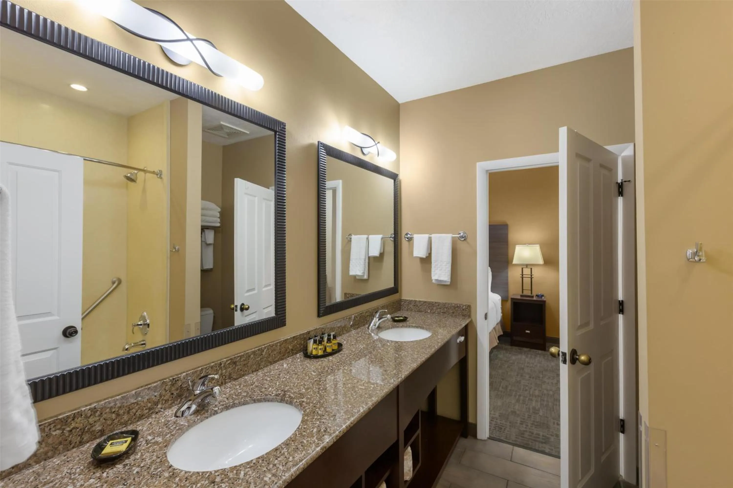 Bathroom in Best Western Plus Canyonlands Inn