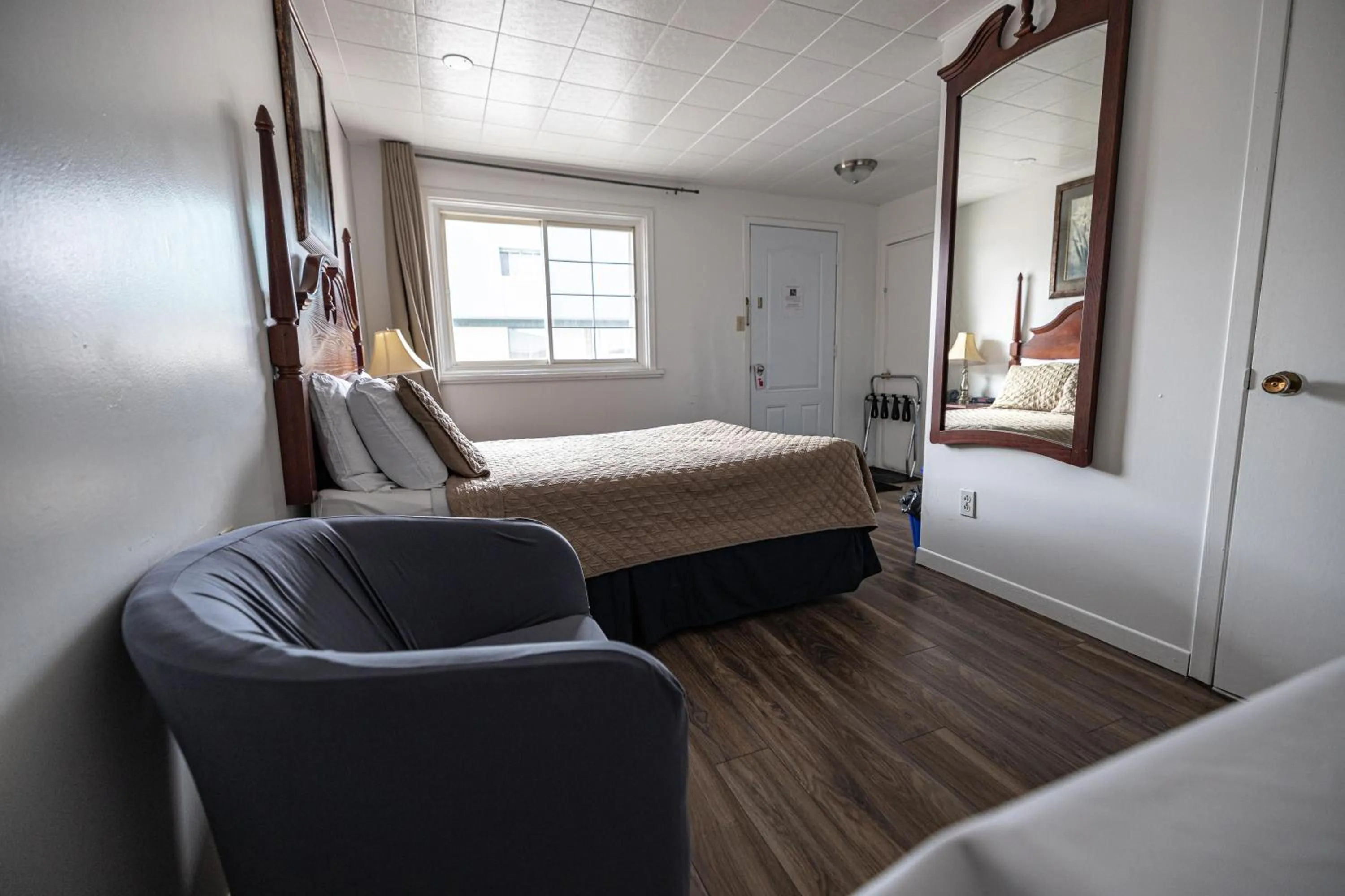 Bedroom, Bed in Motel Deblois