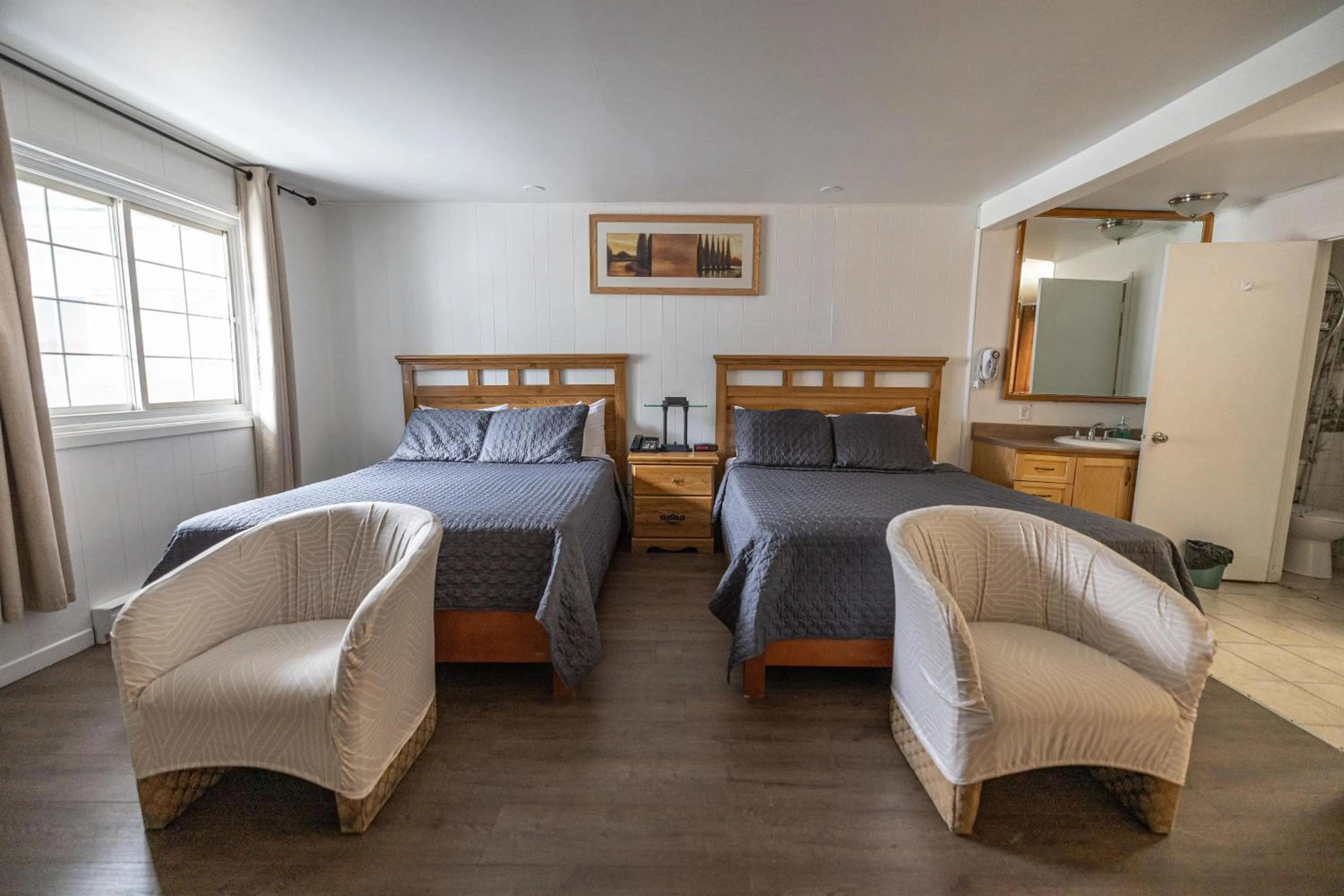 Bedroom, Bed in Motel Deblois