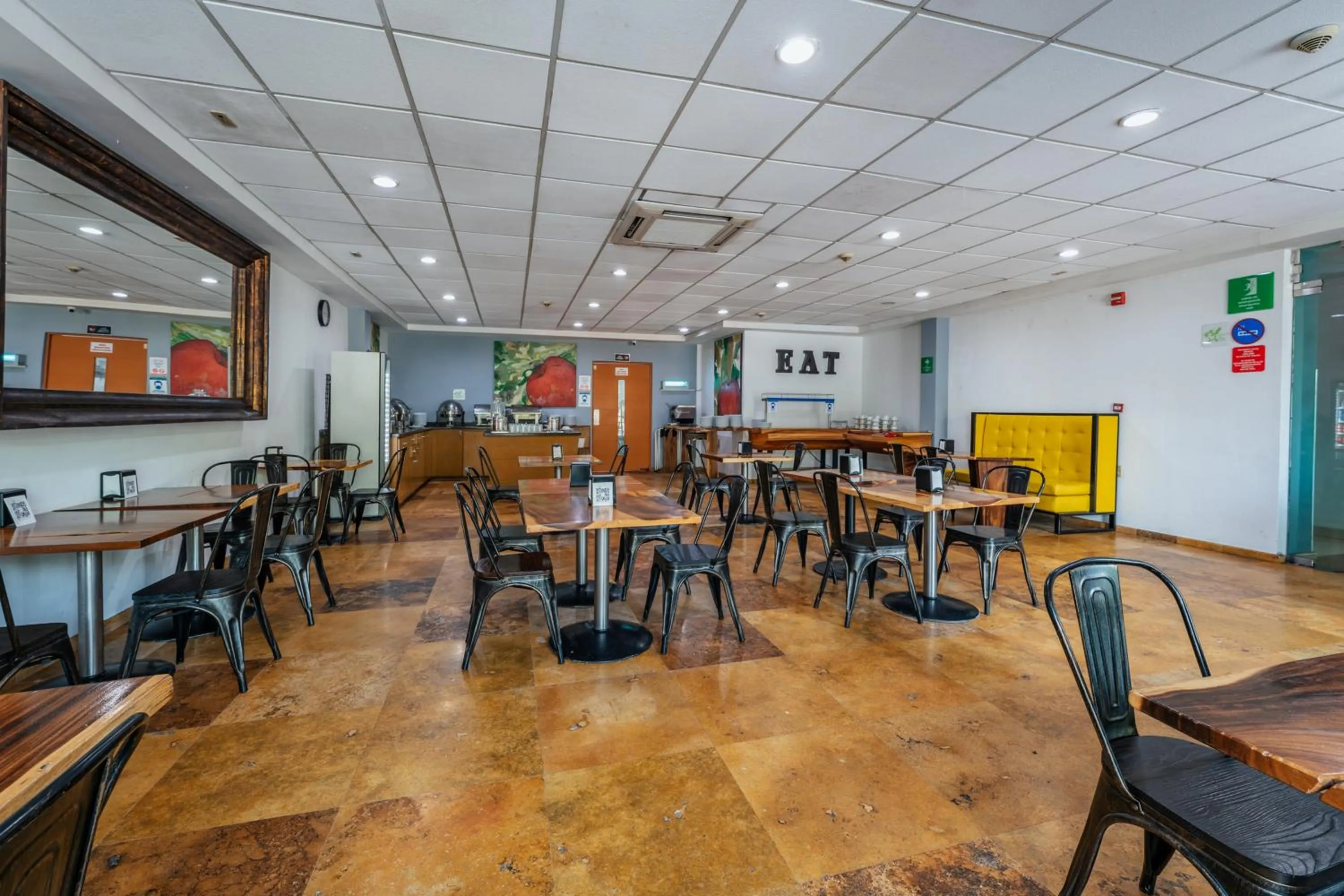 Restaurant/places to eat in Hotel La Venta Inn Villahermosa