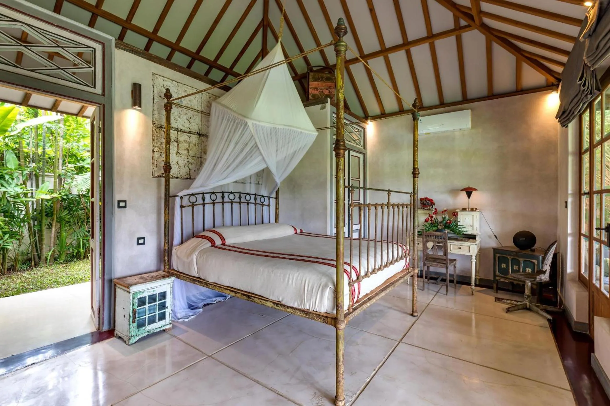 Bed in Villa Artis