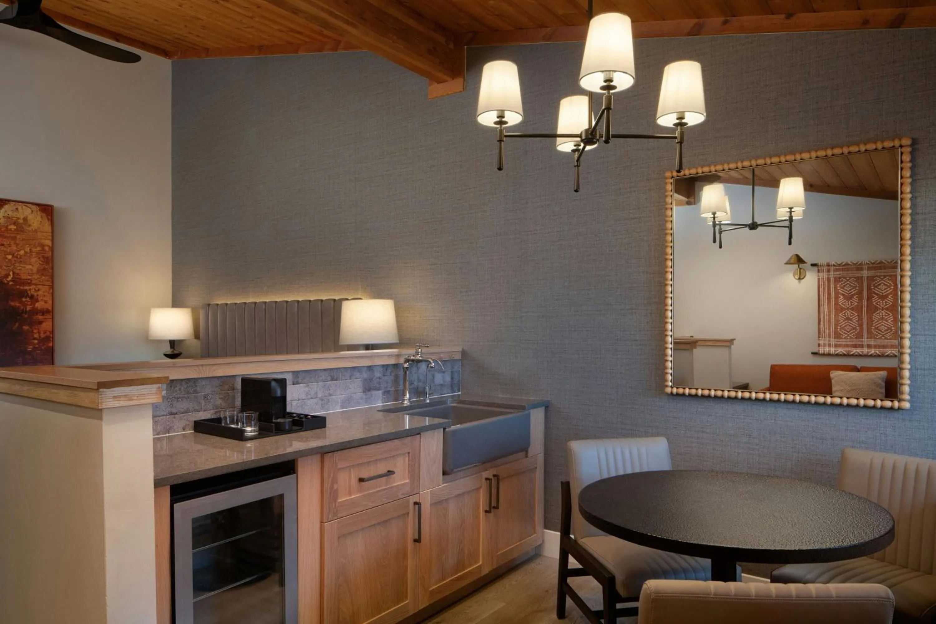 Photo of the whole room in Red Cliffs Lodge Moab