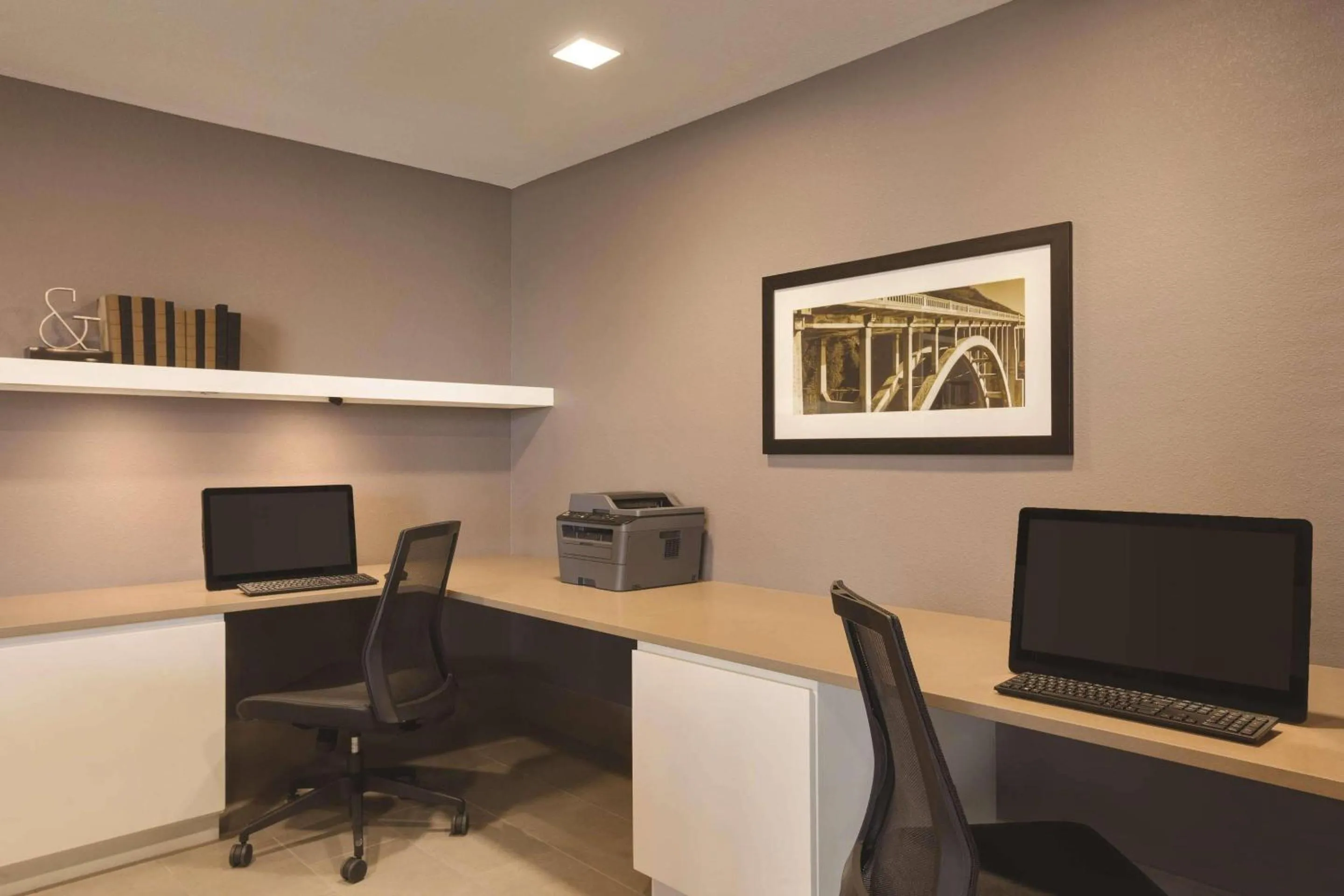 Business facilities in Country Inn & Suites by Radisson, Lawrence, KS