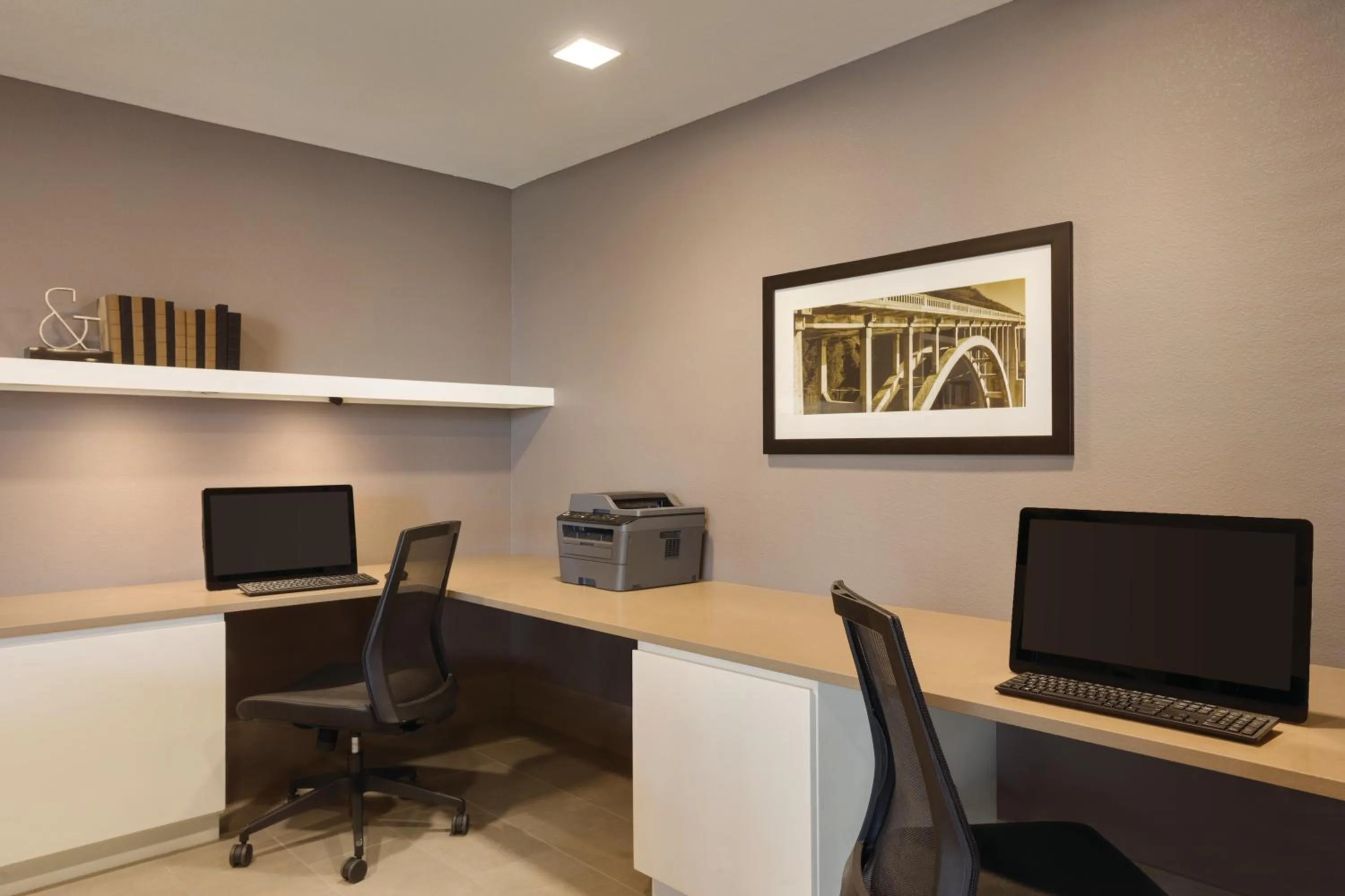 Business facilities in Country Inn & Suites by Radisson, Lawrence, KS