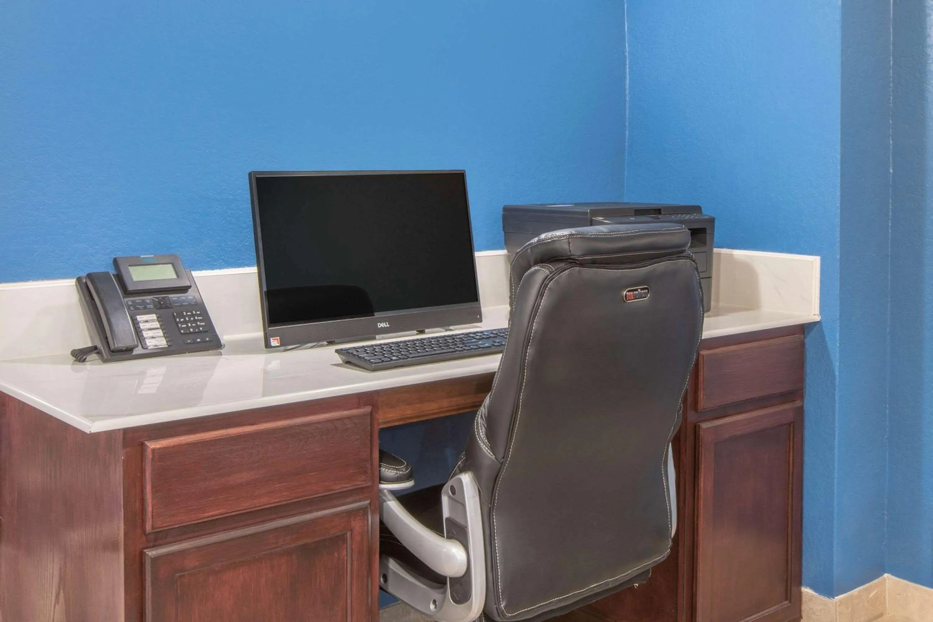 On site in Umpqua Valley Hotel