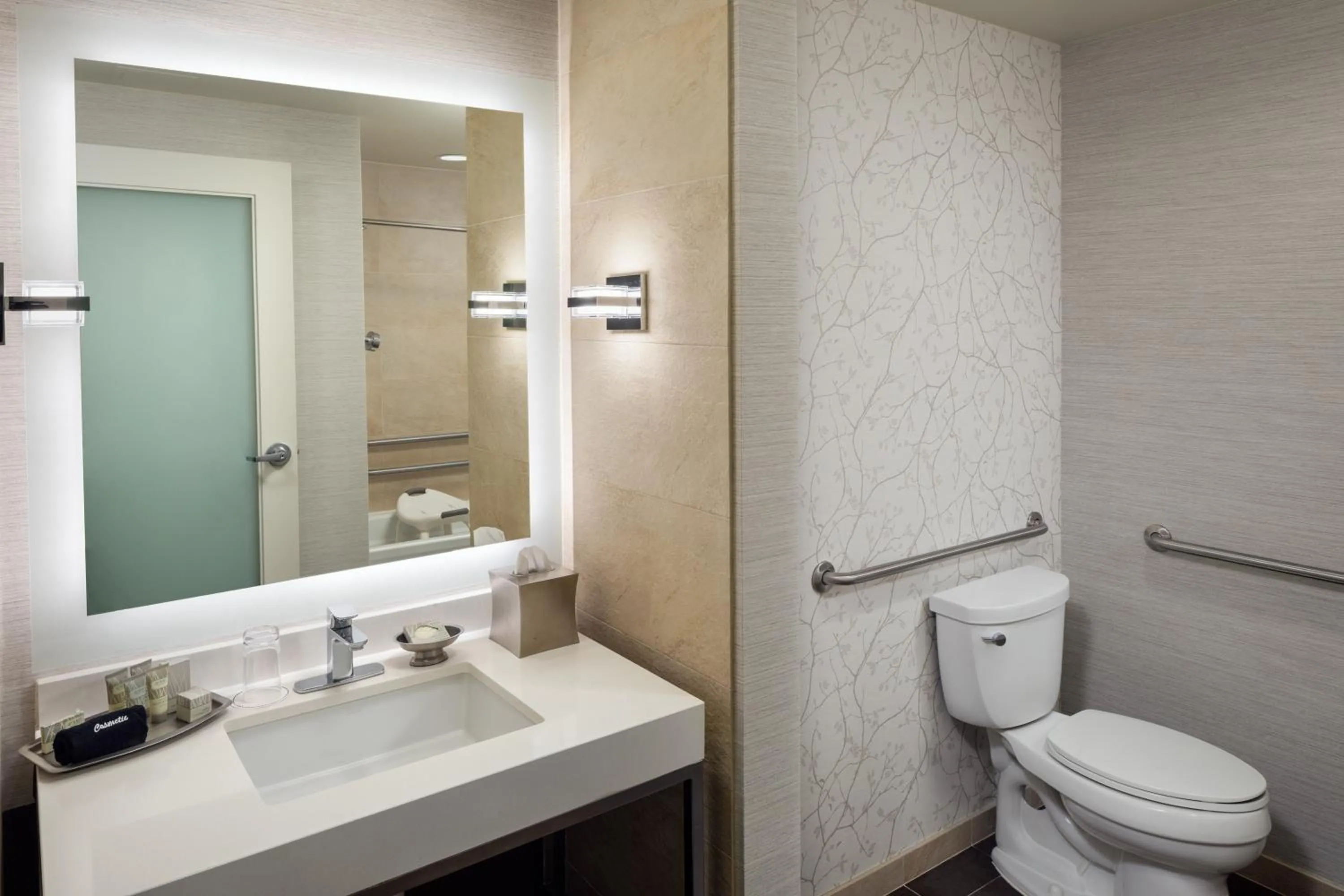 Toilet in The Hotel at Arundel Preserve