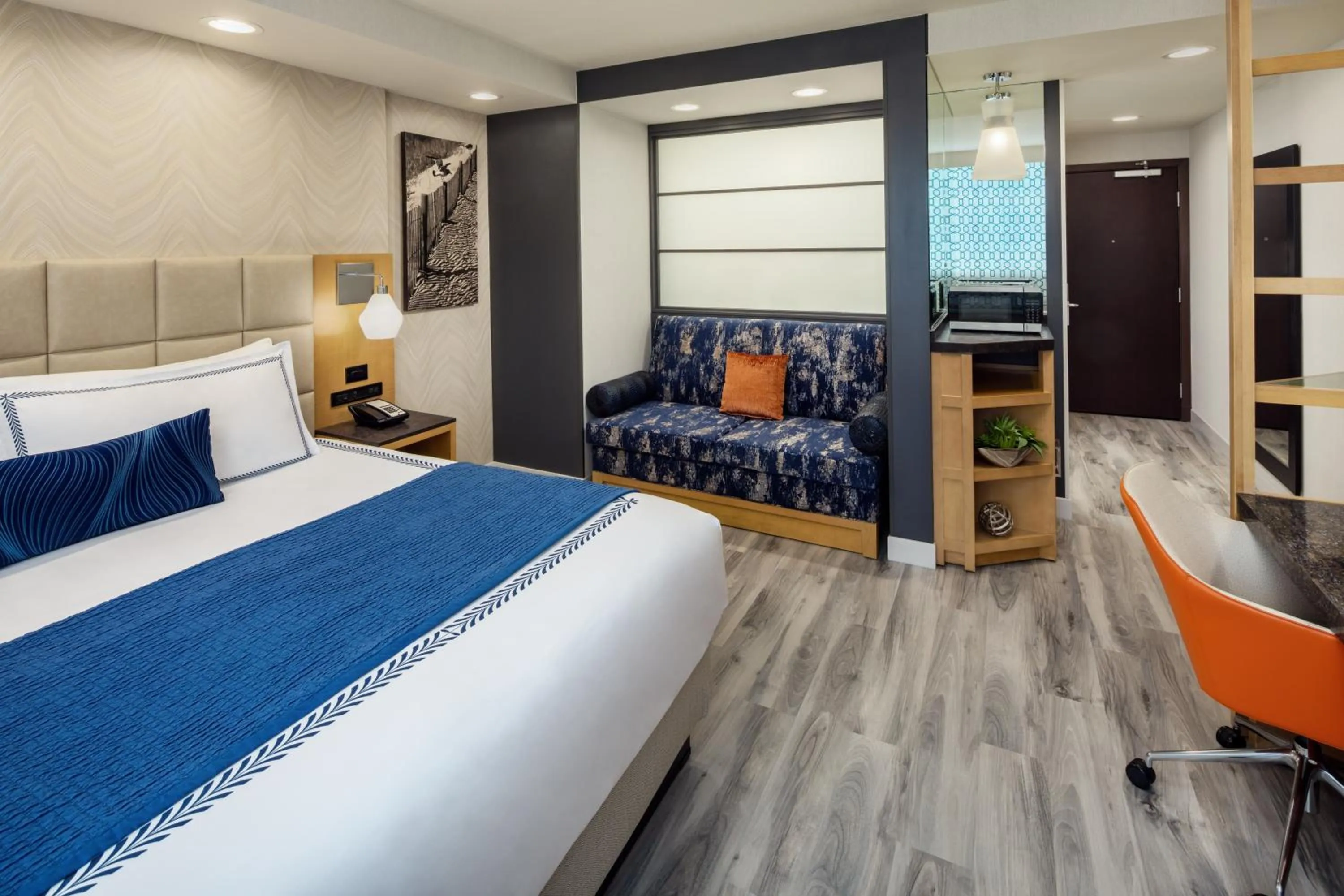 Bed in The Hotel at Arundel Preserve