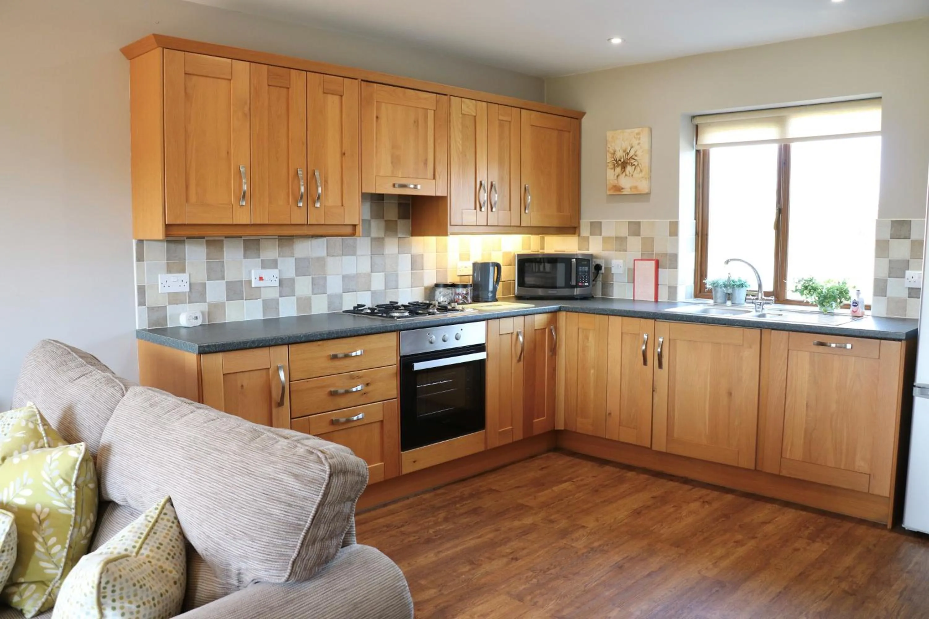 Kitchen or kitchenette in Grange Farm Park