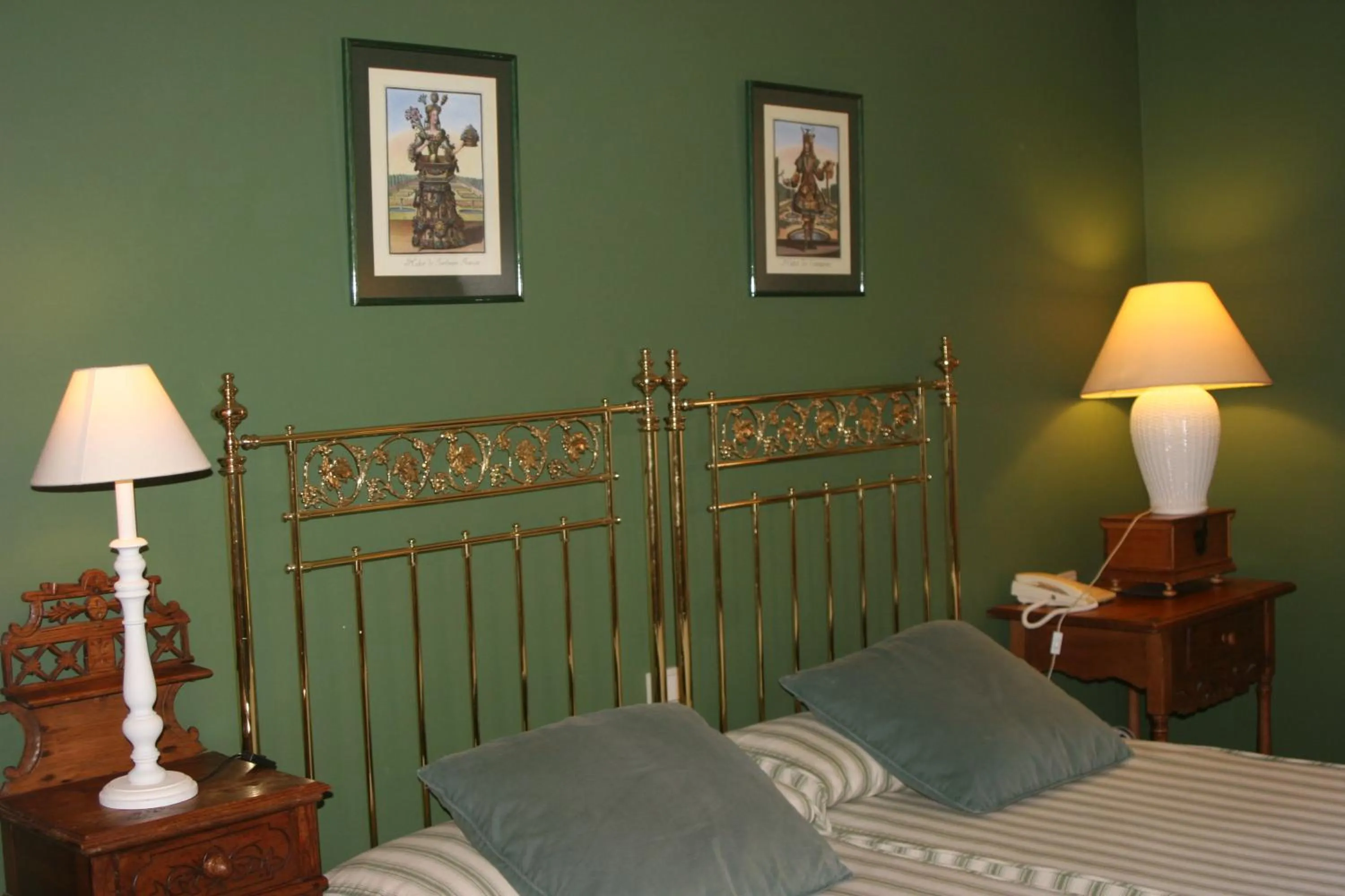 Decorative detail, Bed in La Posada de Don Mariano