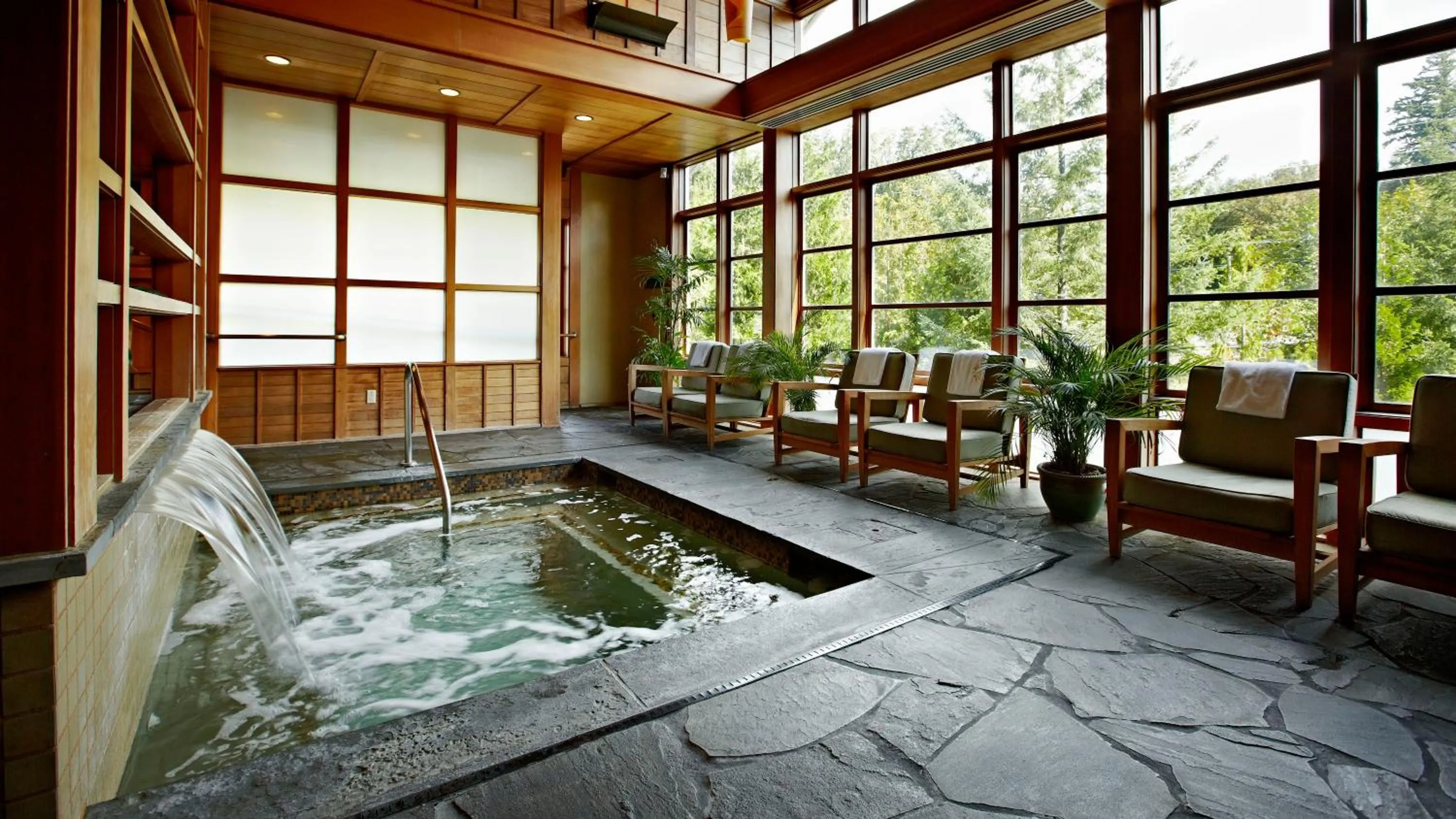 Hot Tub in Salish Lodge & Spa
