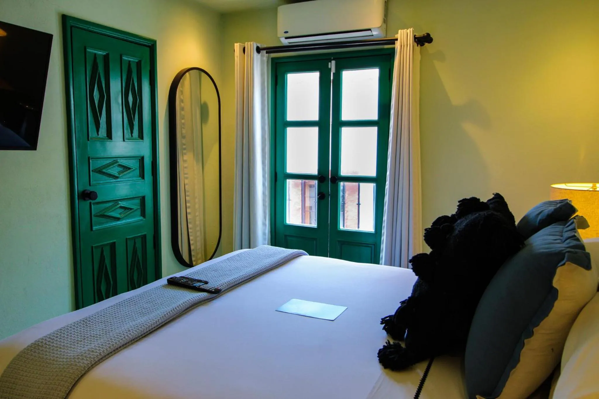 Photo of the whole room, Bed in William Hotel Boutique De Diseño