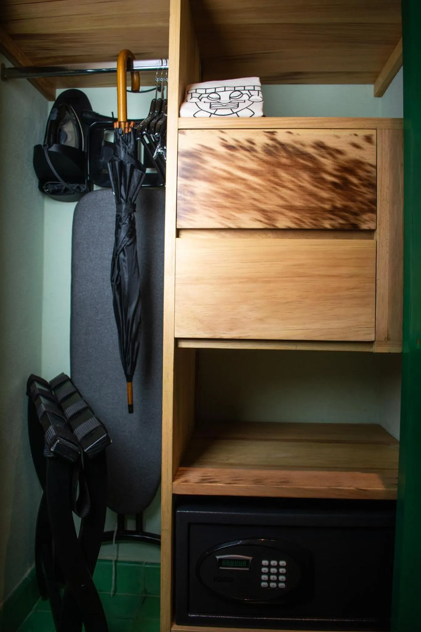 safe in William Hotel Boutique De Diseño