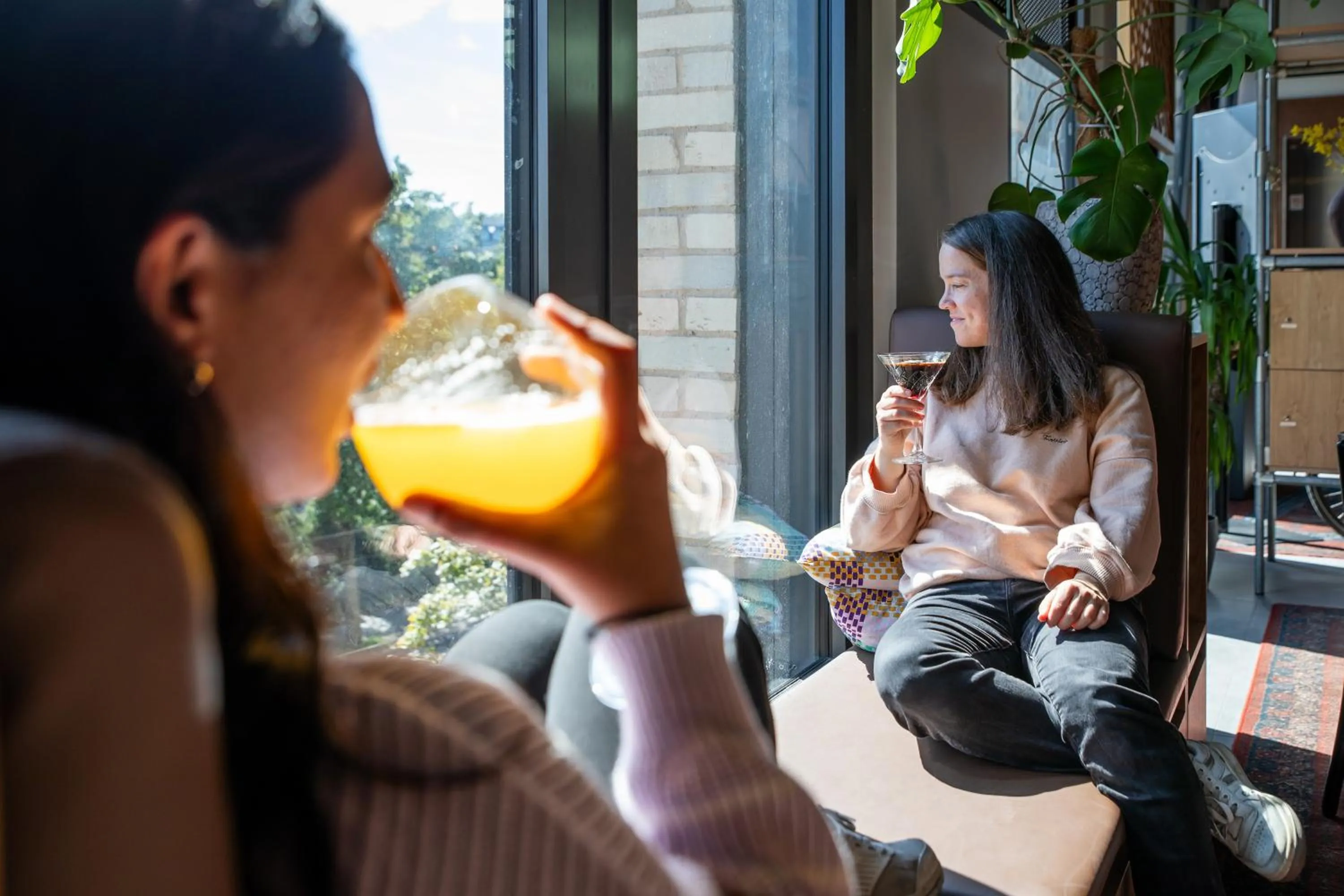 Lounge or bar in MEININGER Hotel Berlin Tiergarten