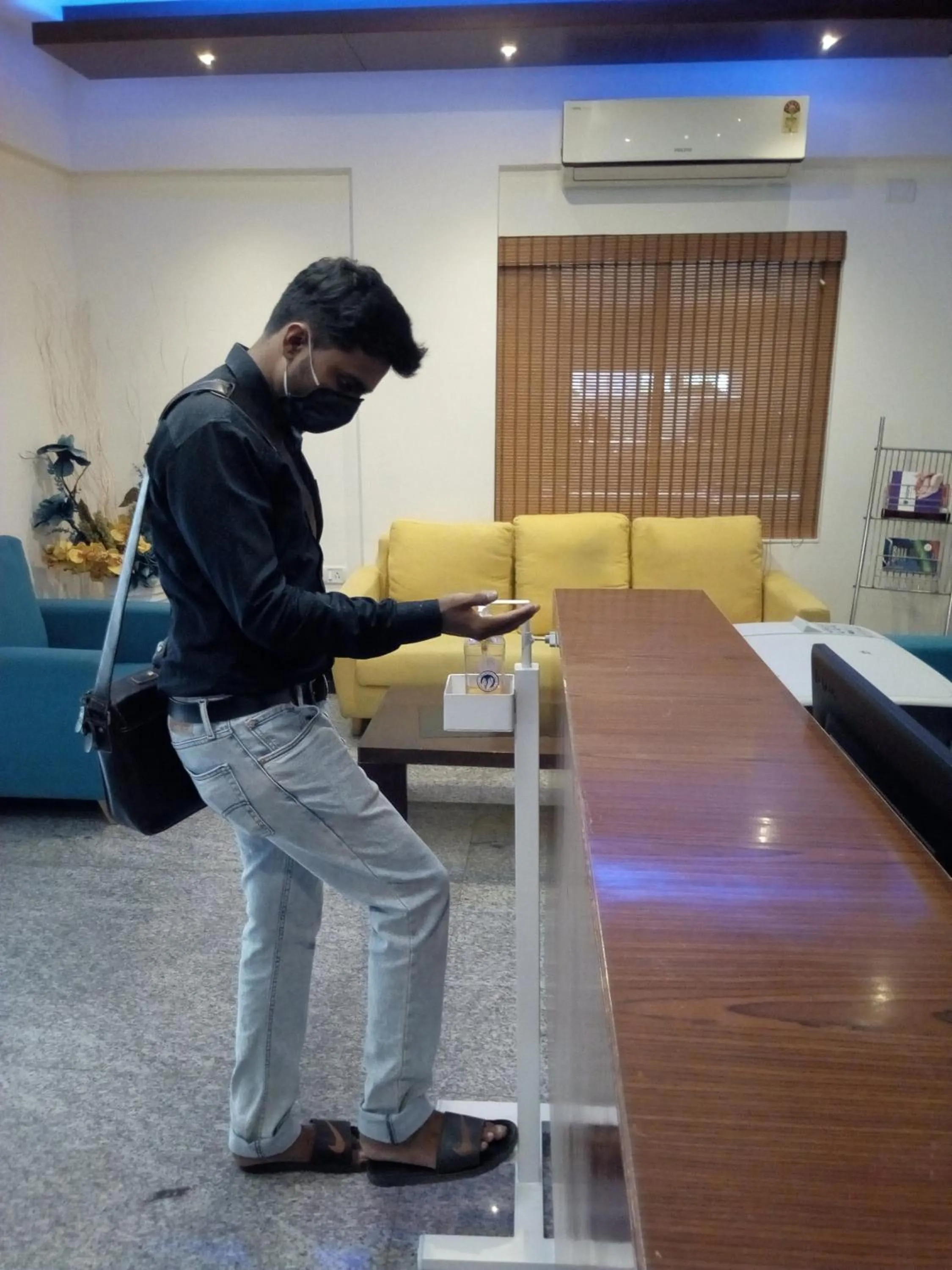 People in Daffodil Delight - Manyata Tech Park