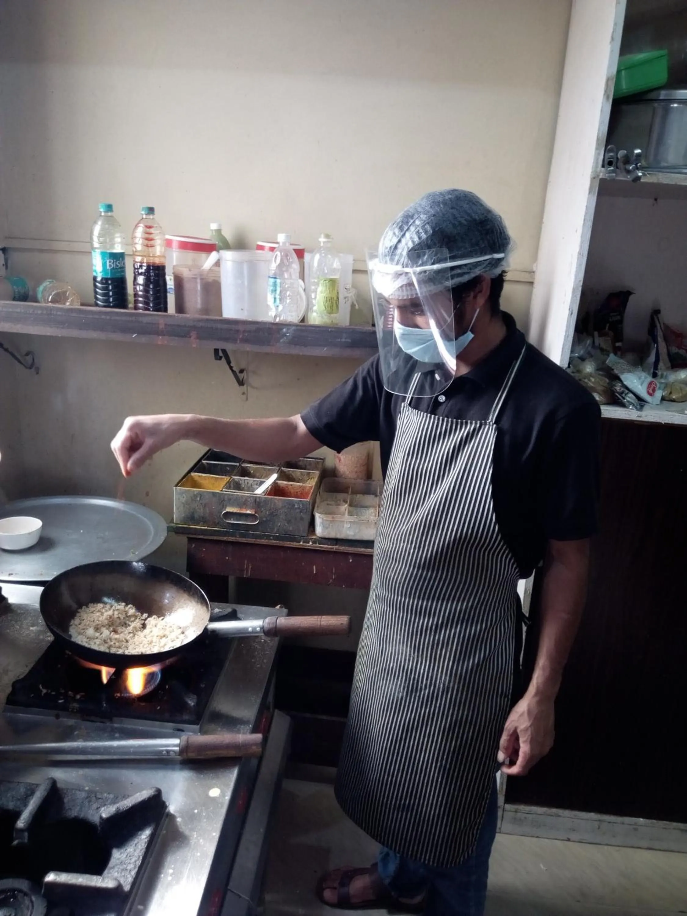 Kitchen or kitchenette in Daffodil Delight - Manyata Tech Park