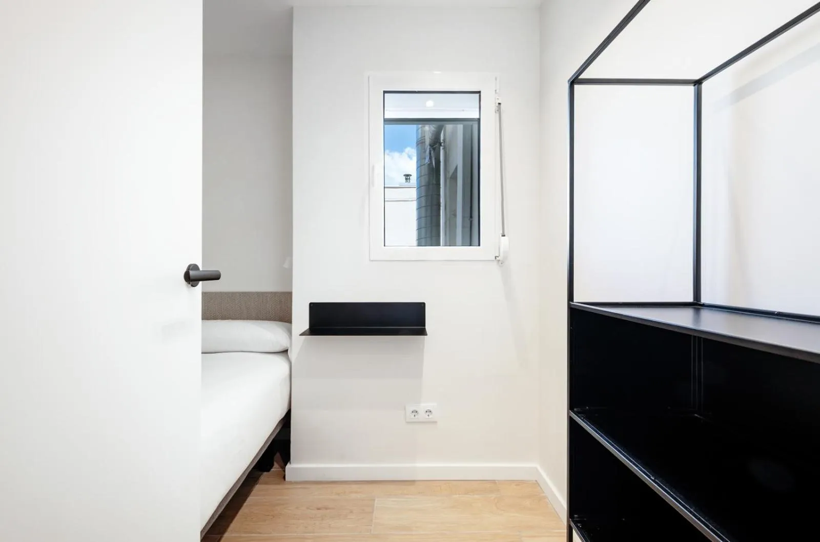 Bedroom, Bed in AinB Barcelona Sants Apartments