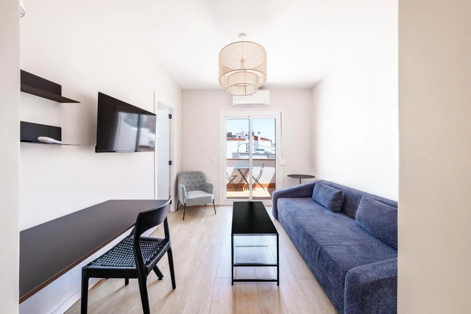 Seating area in AinB Barcelona Sants Apartments