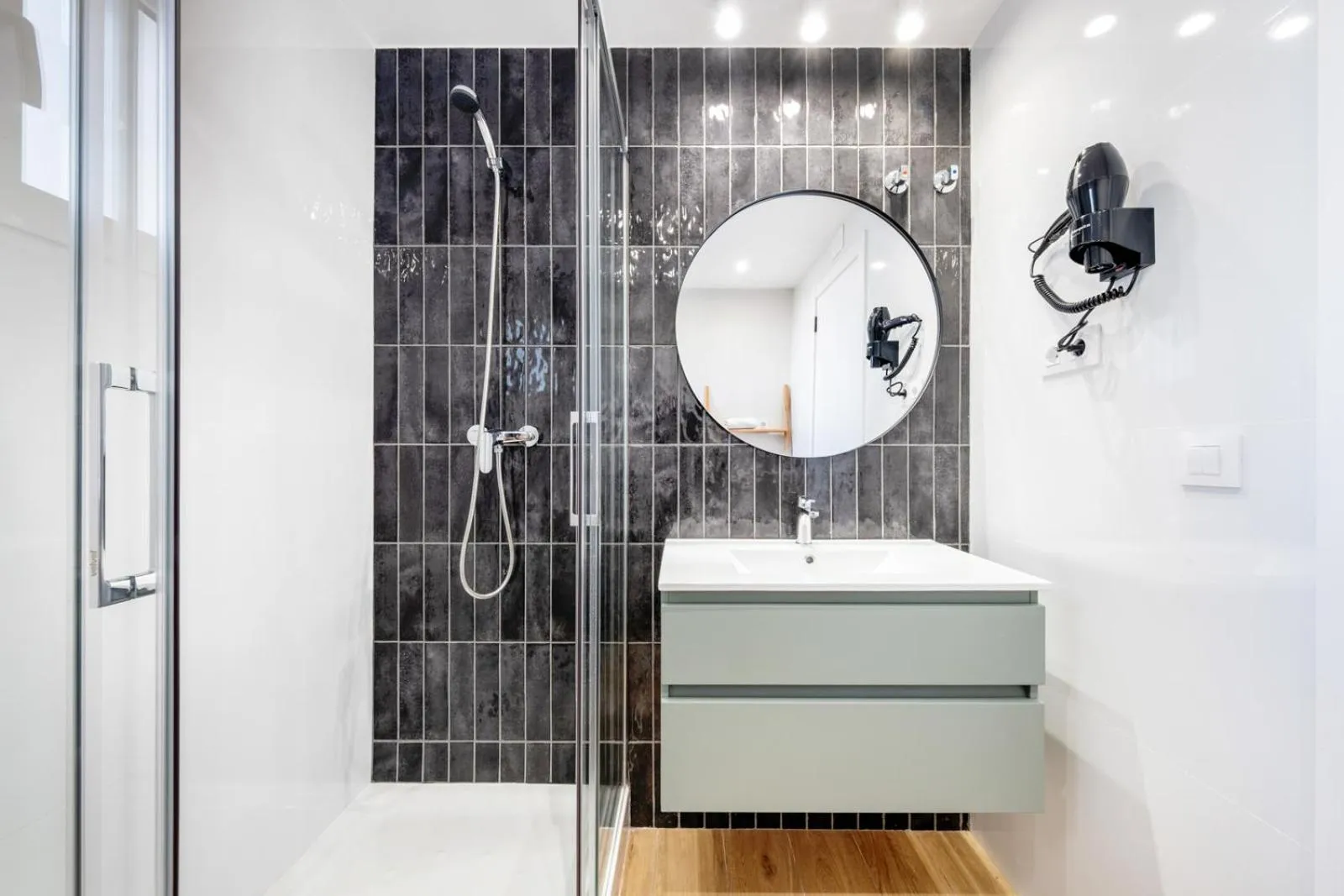 Bathroom in AinB Barcelona Sants Apartments