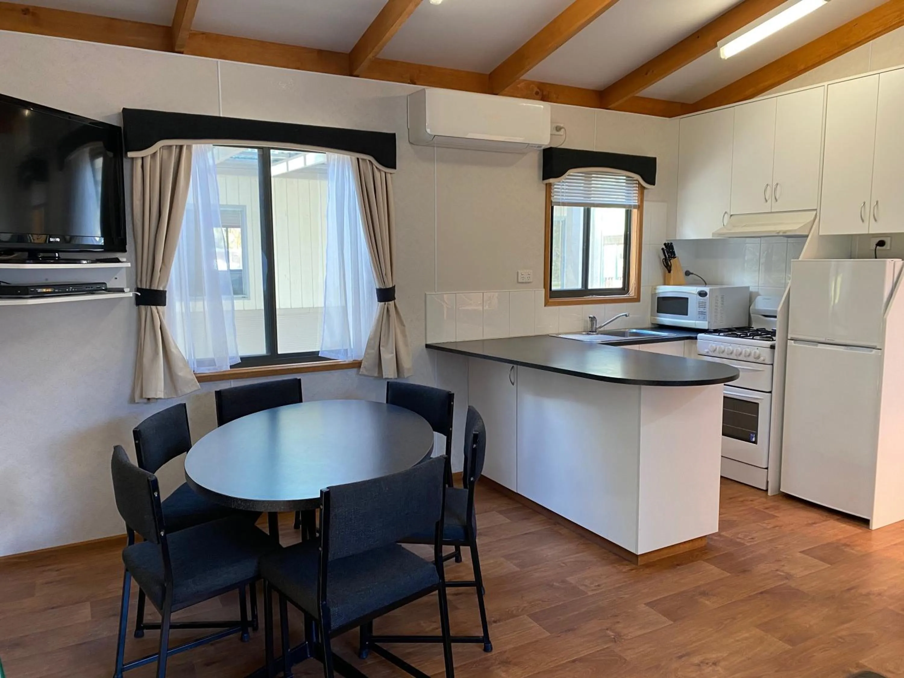 Kitchen or kitchenette in Cobram Barooga Golf Resort