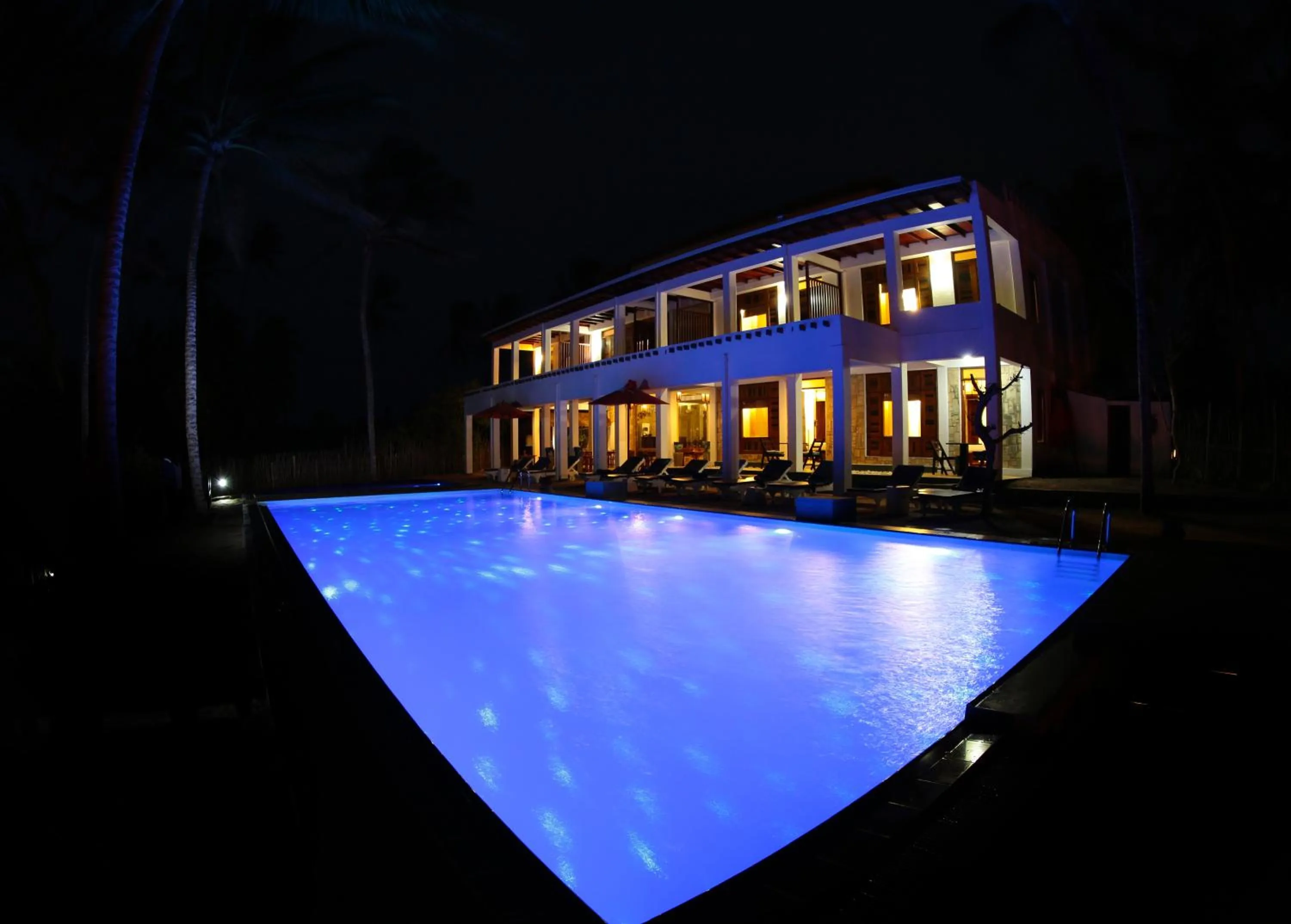 Swimming pool in Turtle Bay Boutique Hotel