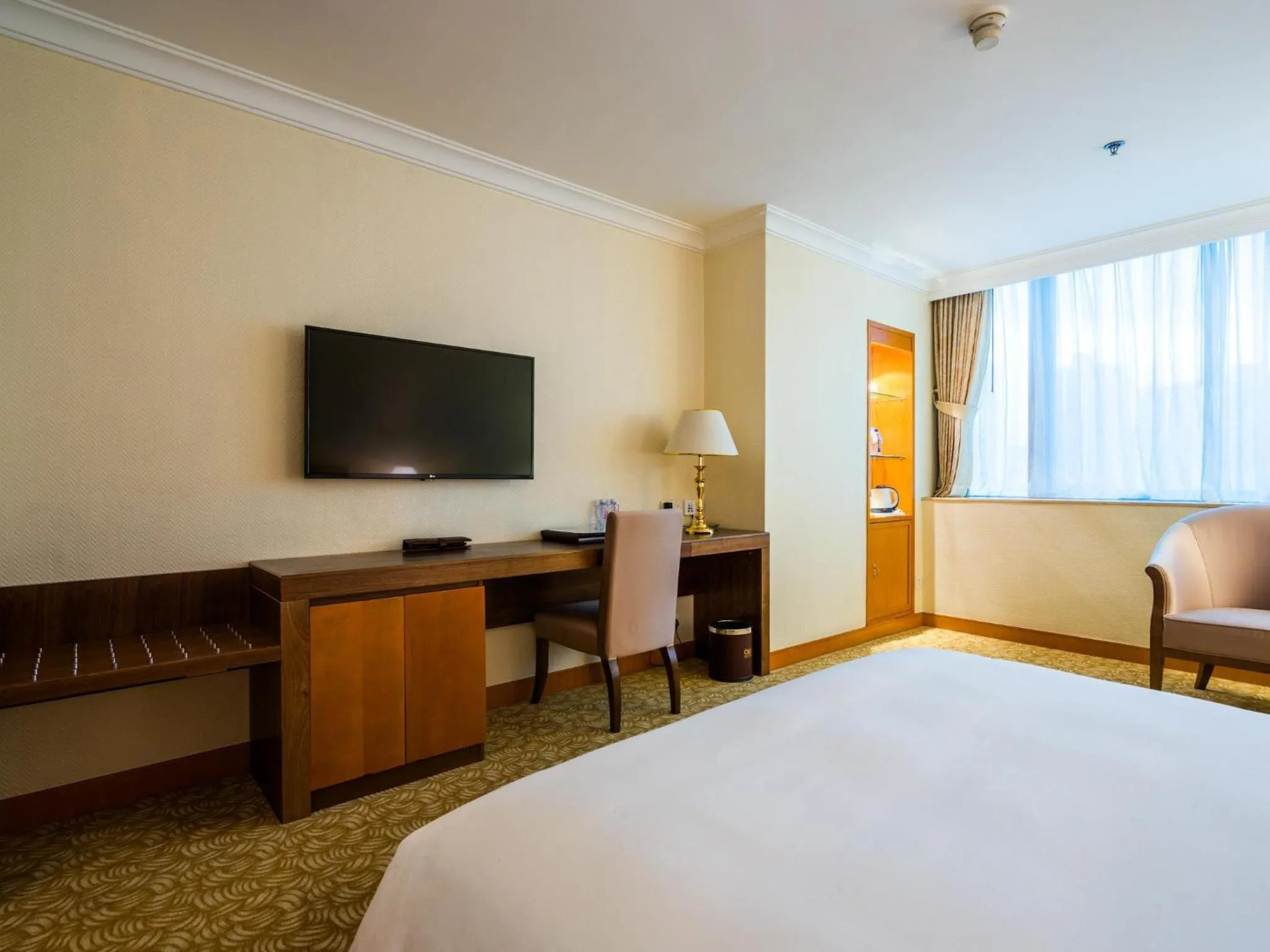 bunk bed, Bed in China Mayors Plaza