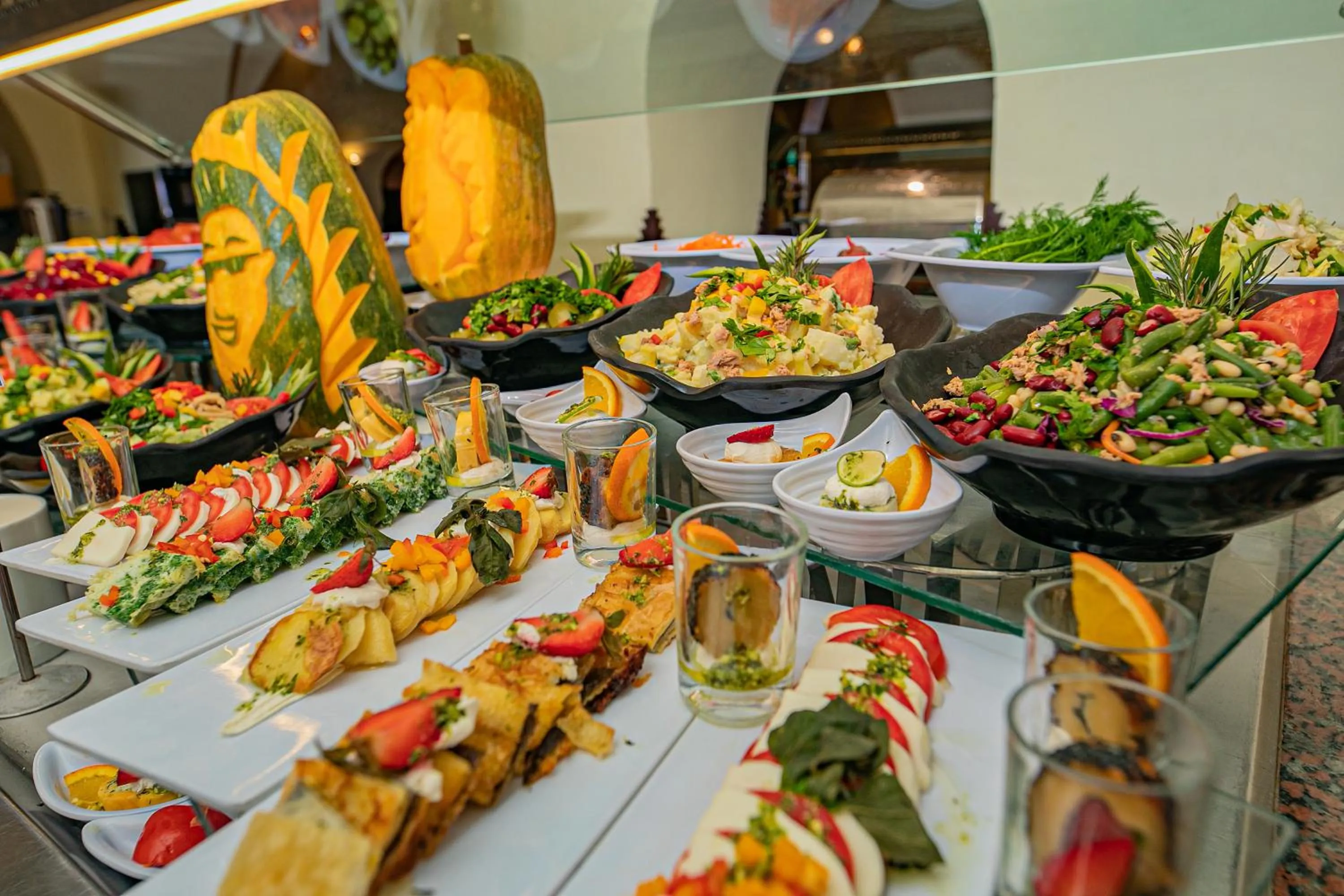 Food and drinks in Arabella Azur Resort