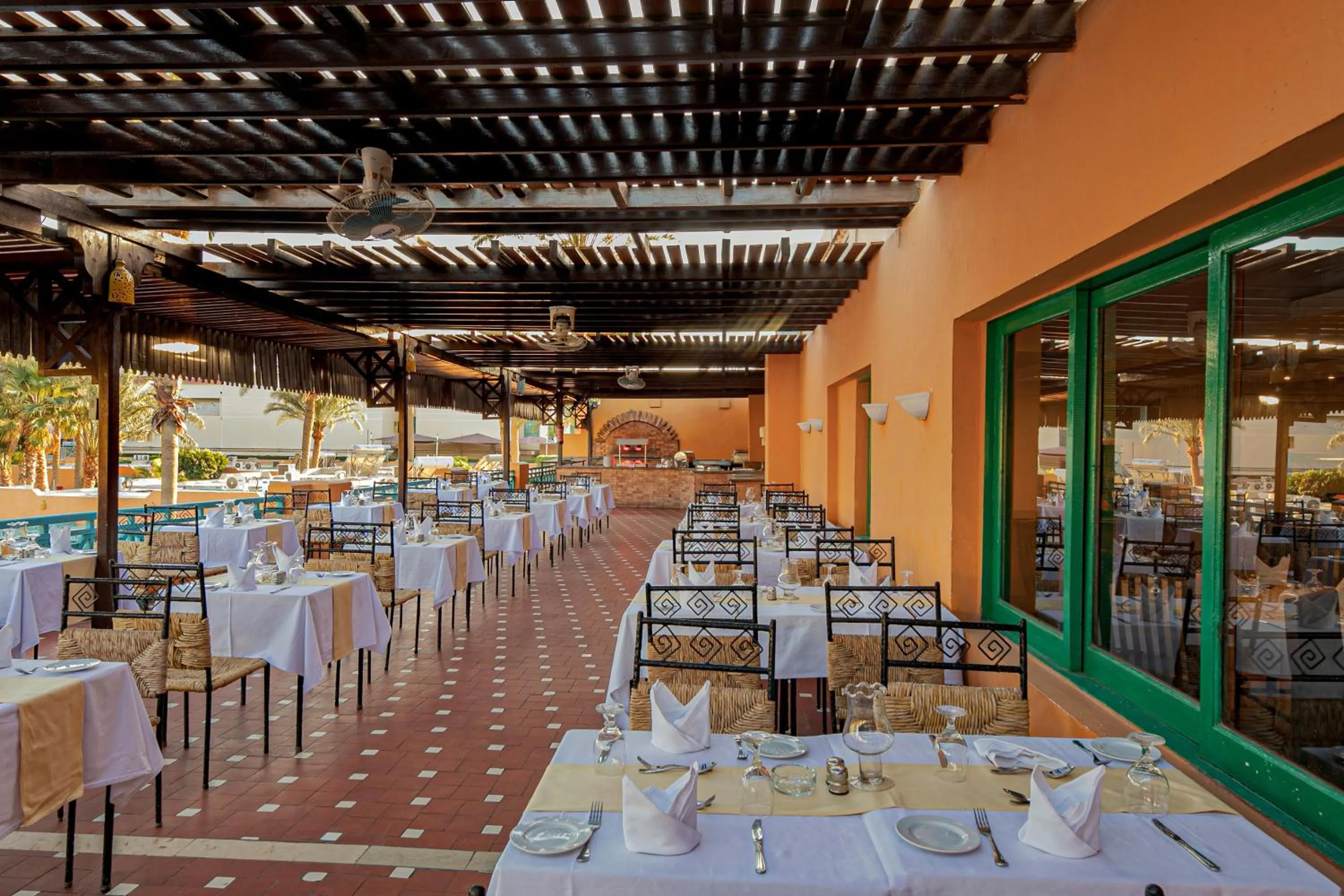 Restaurant/places to eat in Giftun Azur Resort