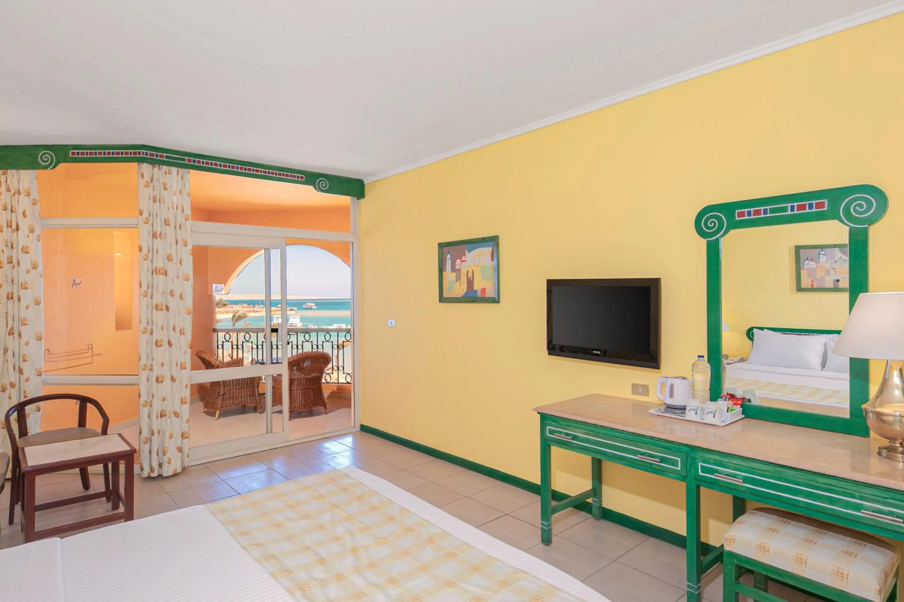 Seating area, Bed in Giftun Azur Resort