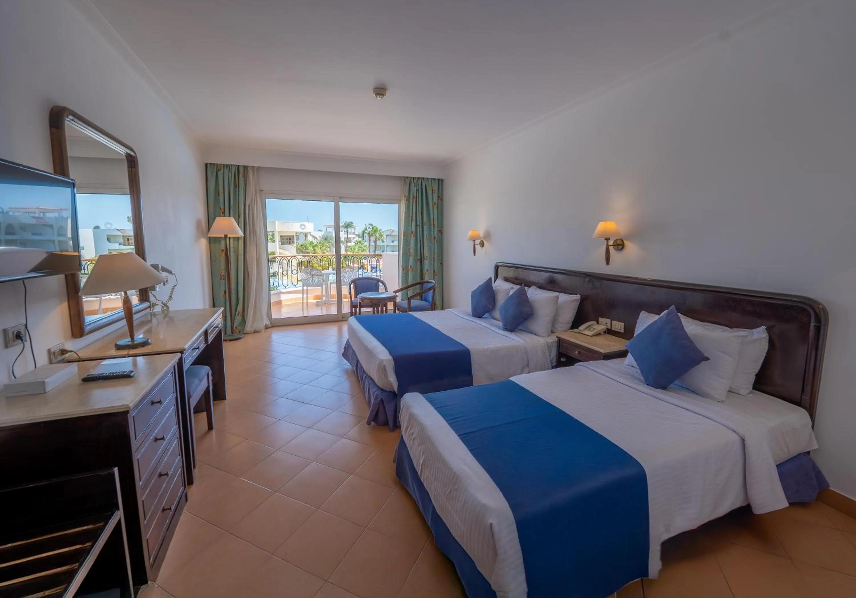 Bedroom, Bed in JAZ Royal Palmariva