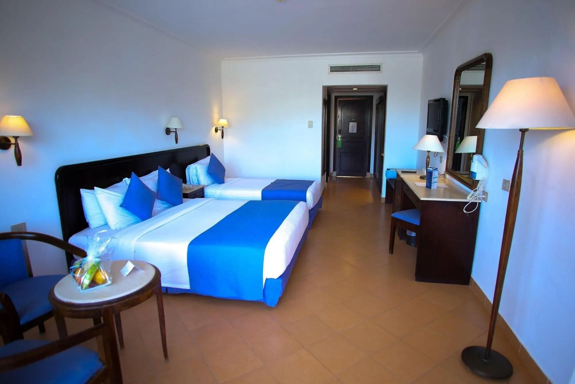 Photo of the whole room, Bed in Labranda Royal Makadi